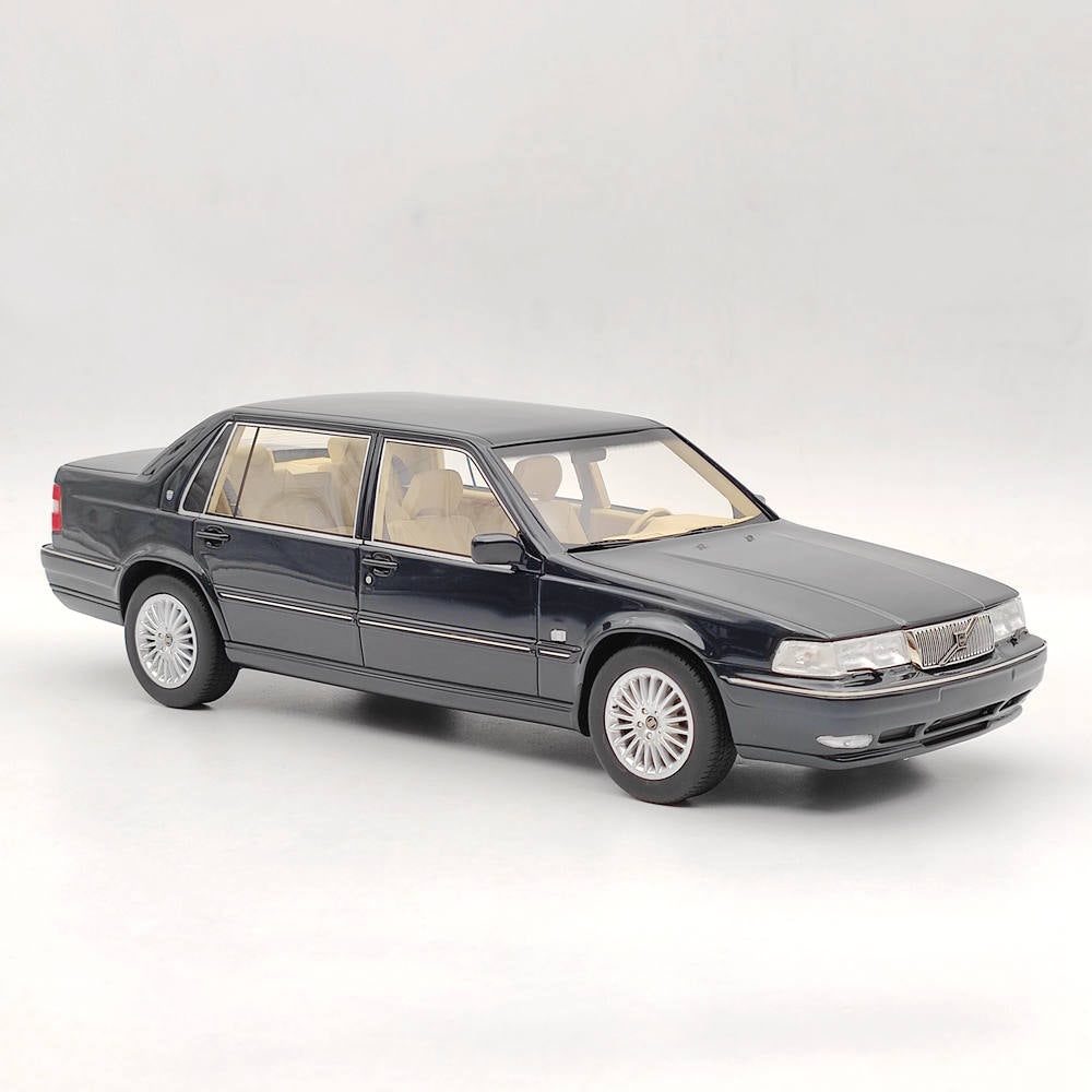 DNA Collectibles 1/18 Volvo S90 Royal Level 3 1998 DNA000088 Resin Model Blue Toy Gift