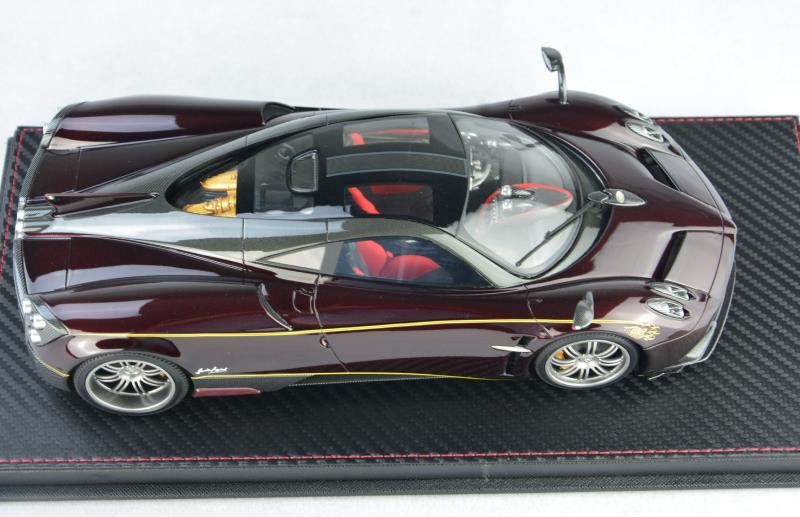 Frontiart AvanStyle 1:18 Pagani Huayra Purple red AS016-116
