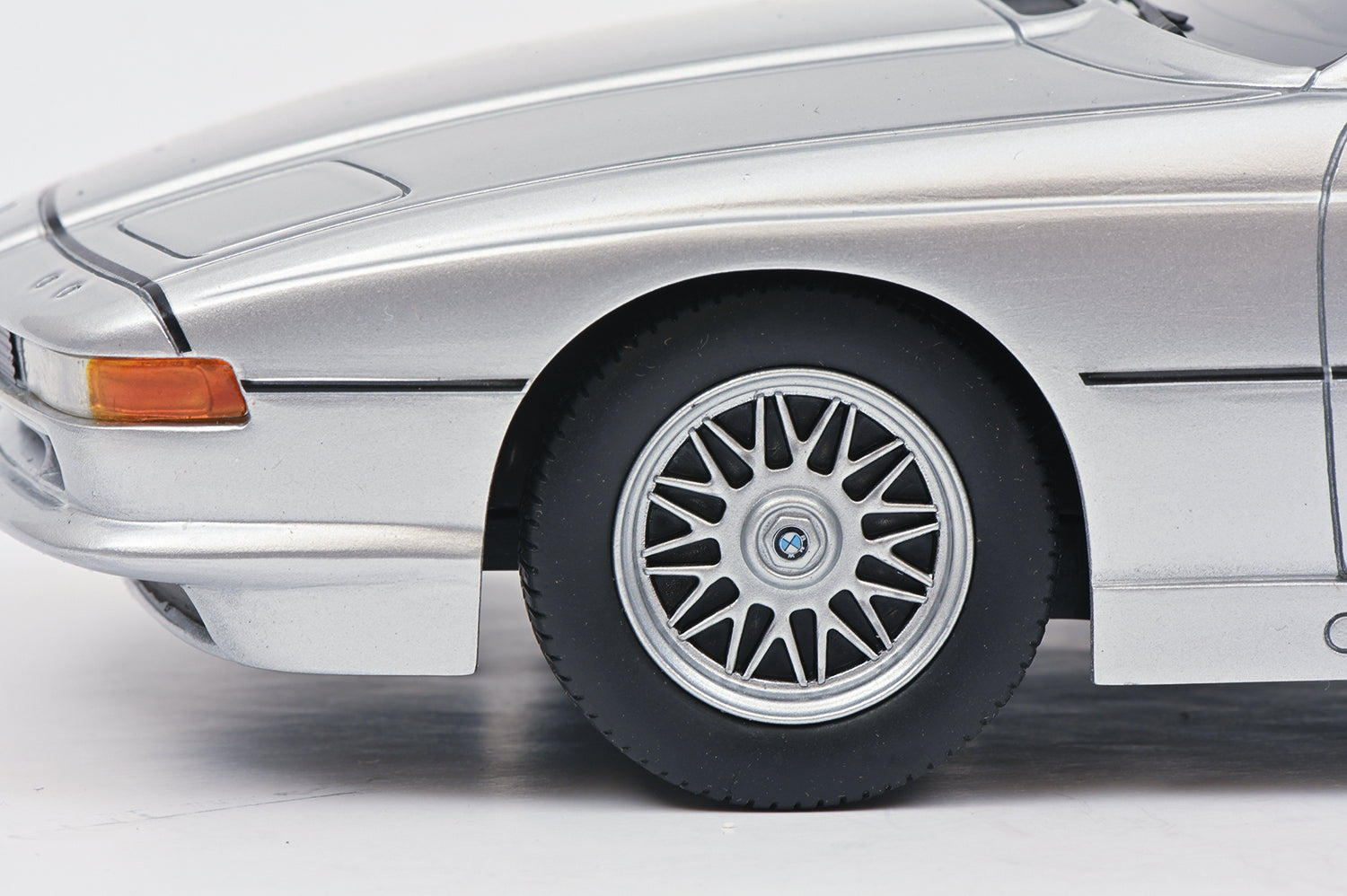 Schuco 1:18 BMW 850 Ci Cabriolet E31 450025500