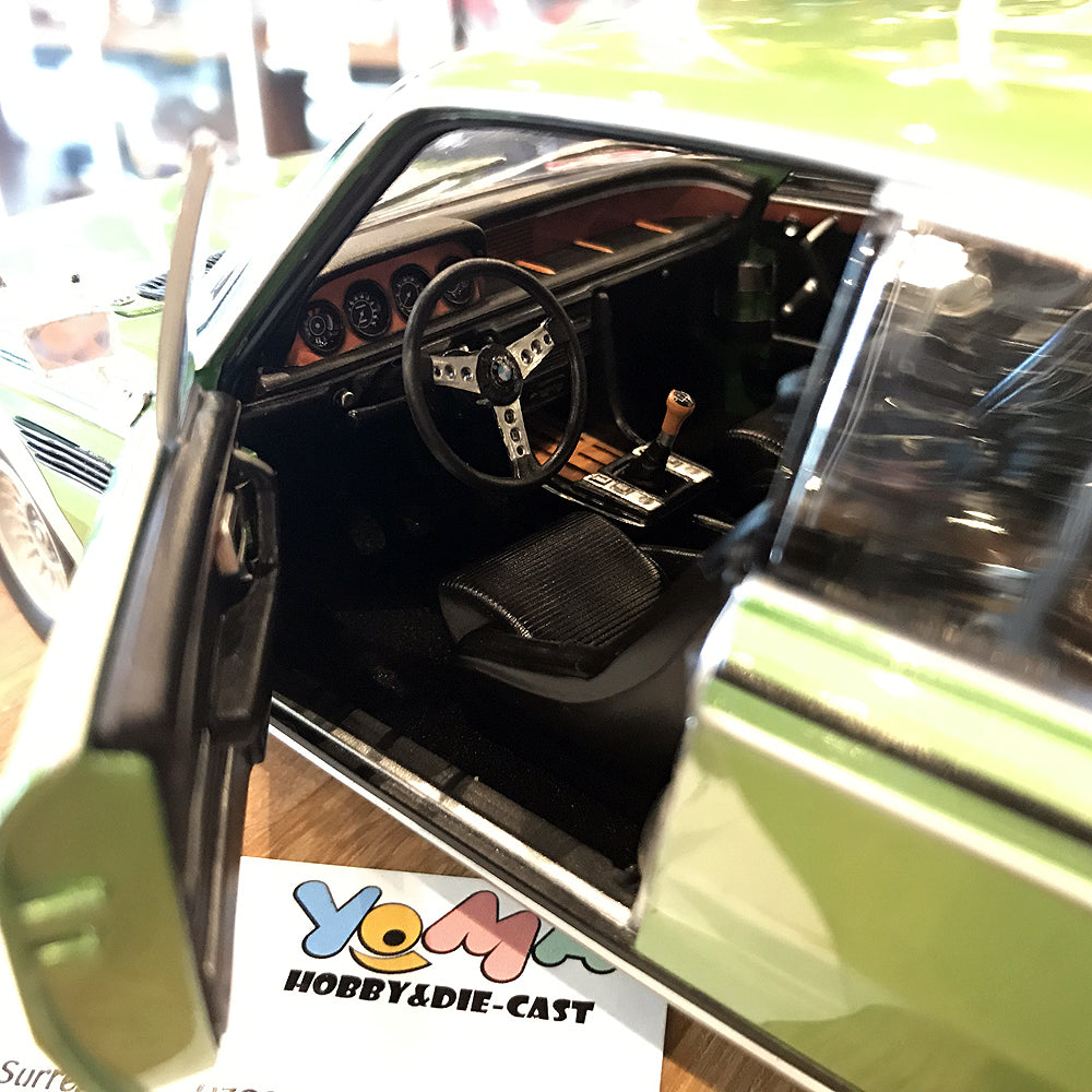 Minichamps 1:18 1975 BMW 3.0 CSL (E9) Coupe green metallic w/stripes 180029024