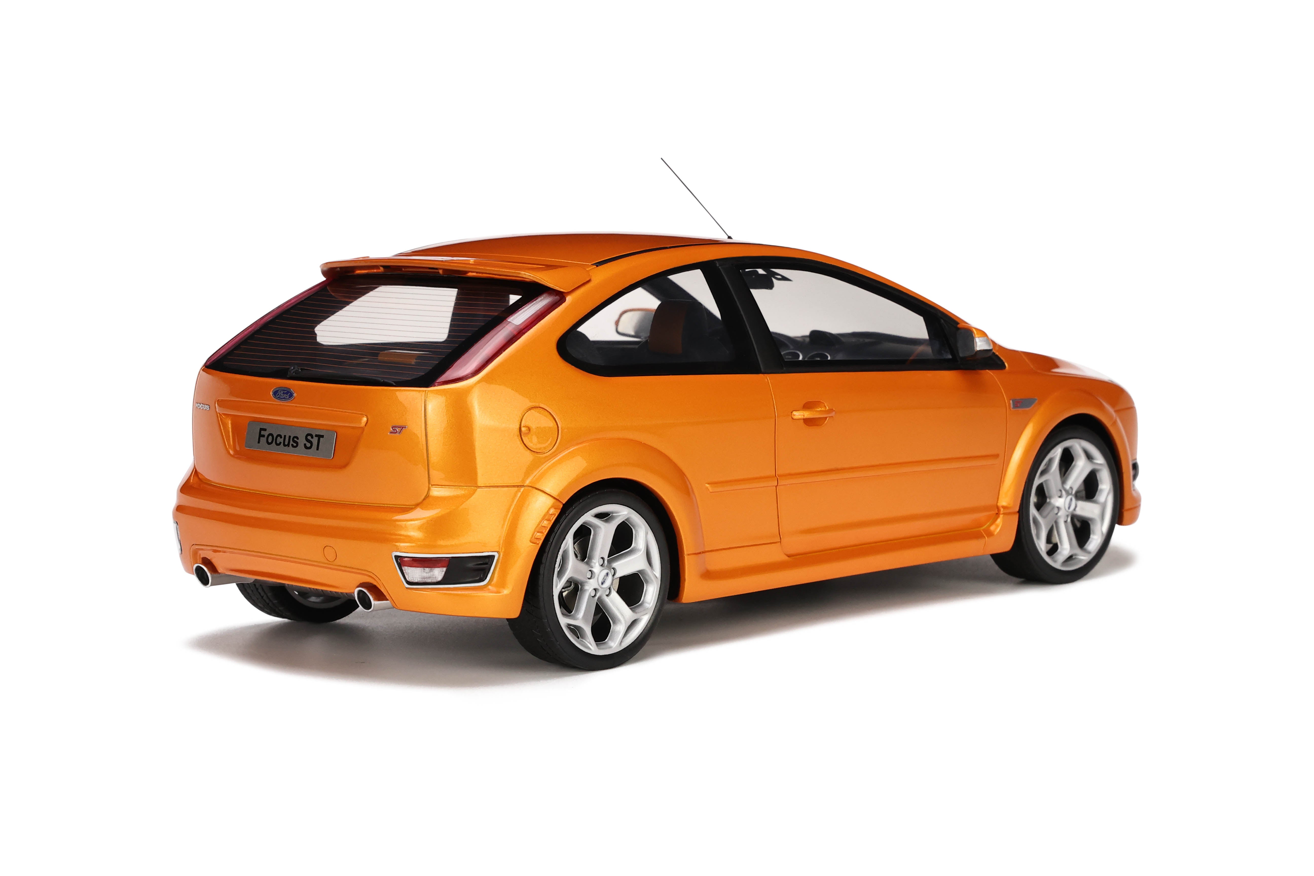 OTTO 1:18 Ford Focus Mk2 ST 2.5 Orange 2006 OT961