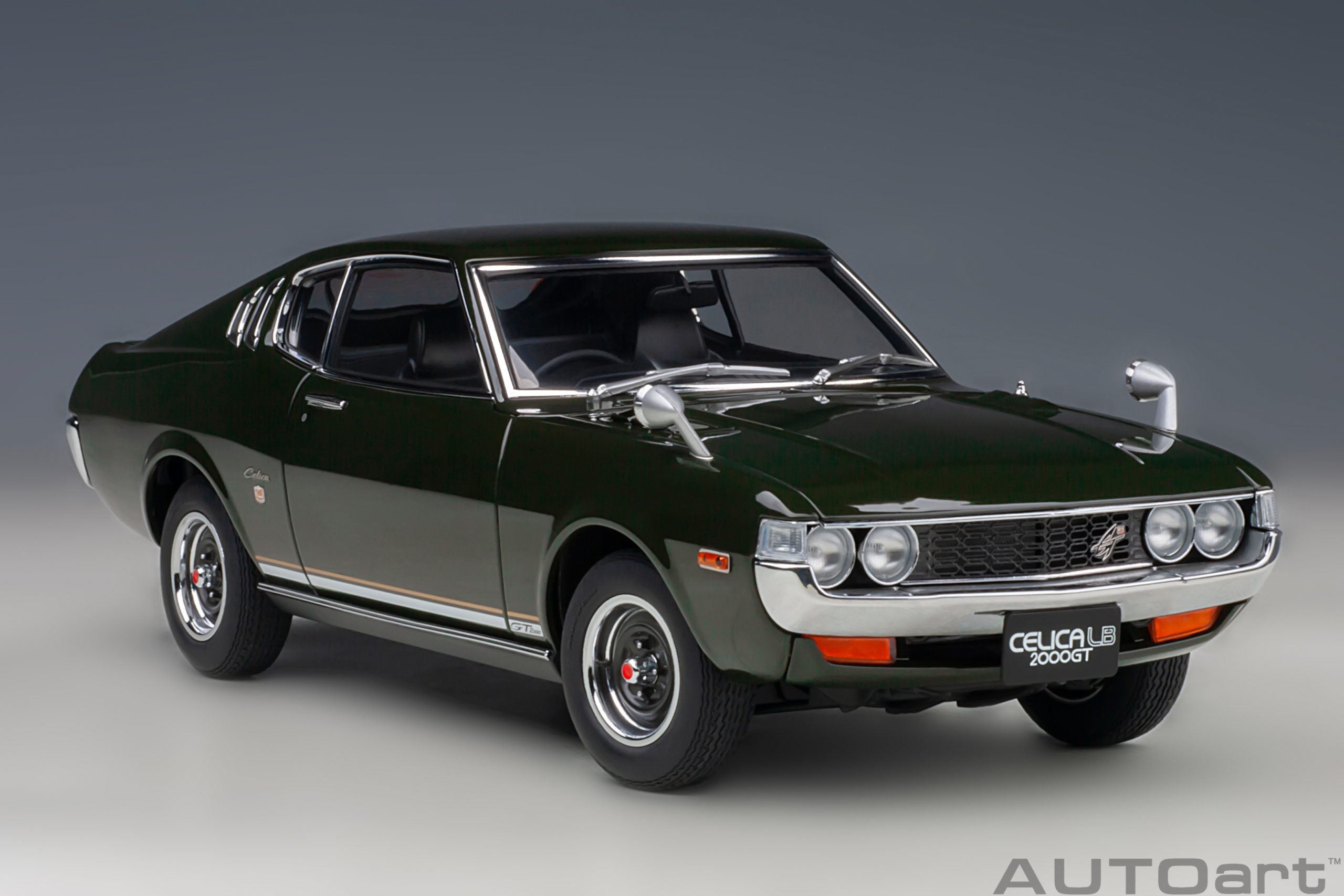 AUTOart 1:18 Toyota Celica Liftback 2000GT (RA25) 1973 (Moss Green) 78768