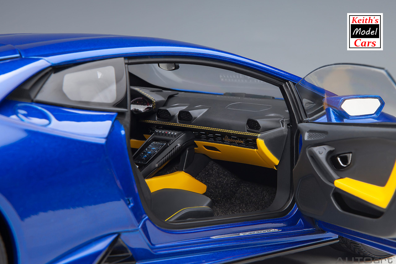 [1/18 Scale] Lamborghini Huracán Evo in Blu Nethuns by AUTOart Models
