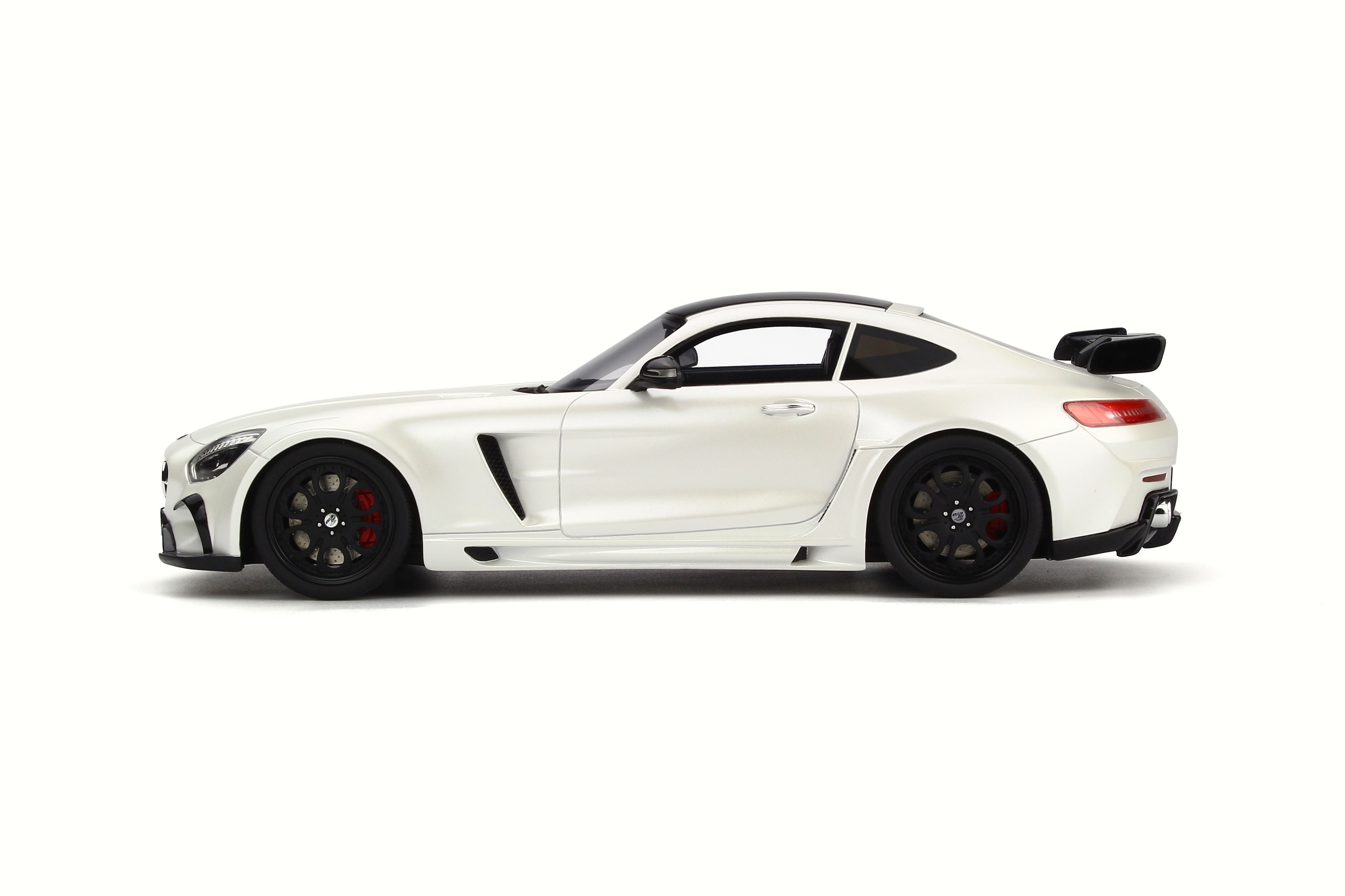 GT Spirit 1:18 Mercedes-Benz GT FAB Design Areion White GT157
