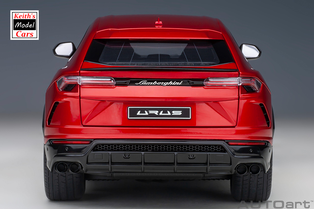 [1/18 Scale] Lamborghini Urus in Rosso Efesto by AUTOart Models