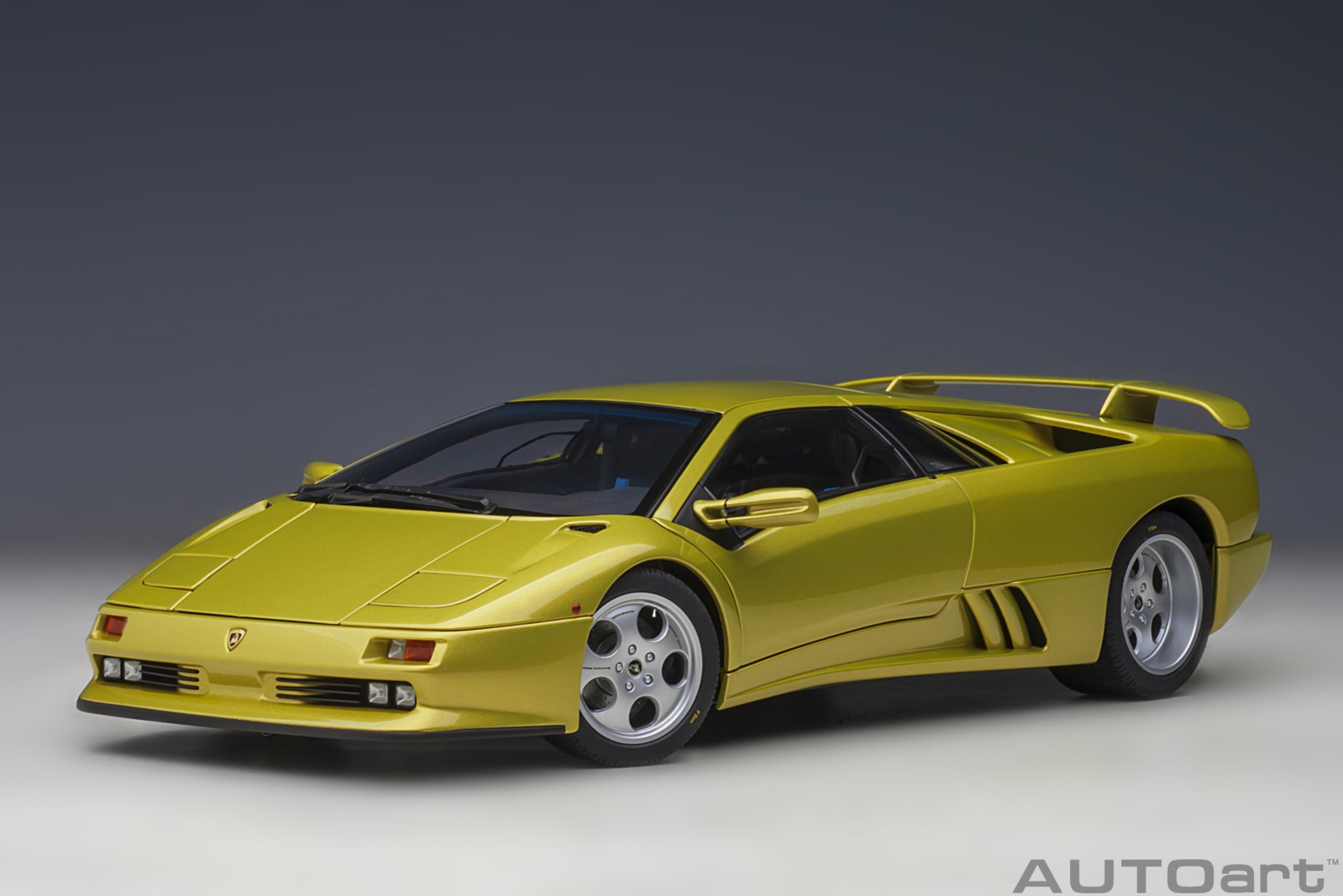 AUTOart 1:18 Lamborghini Diablo SE 30th Anniversary Edition (Giallo Spyder) 79157