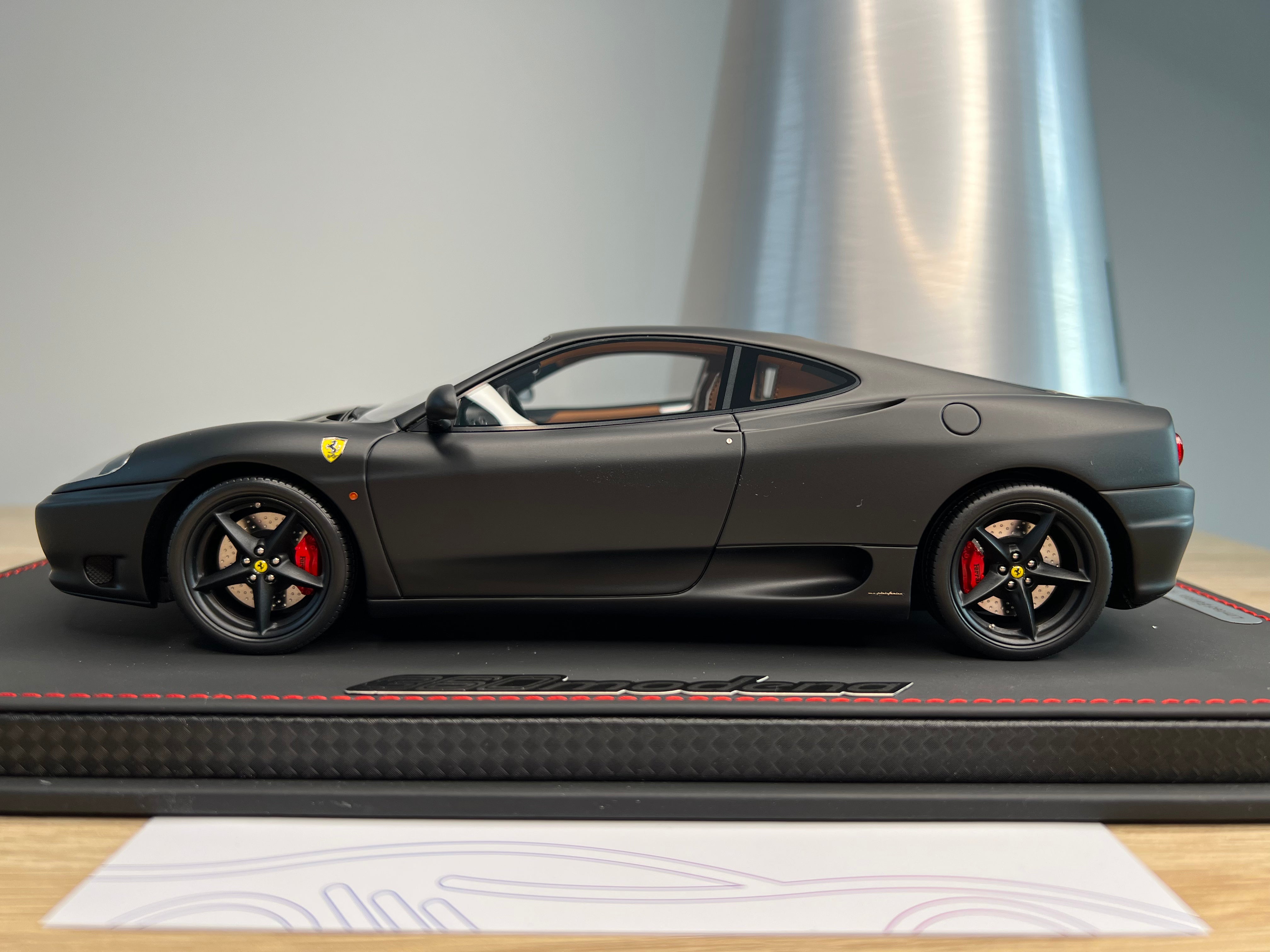 Ferrari 360 Modena - matte black edition - 1:18