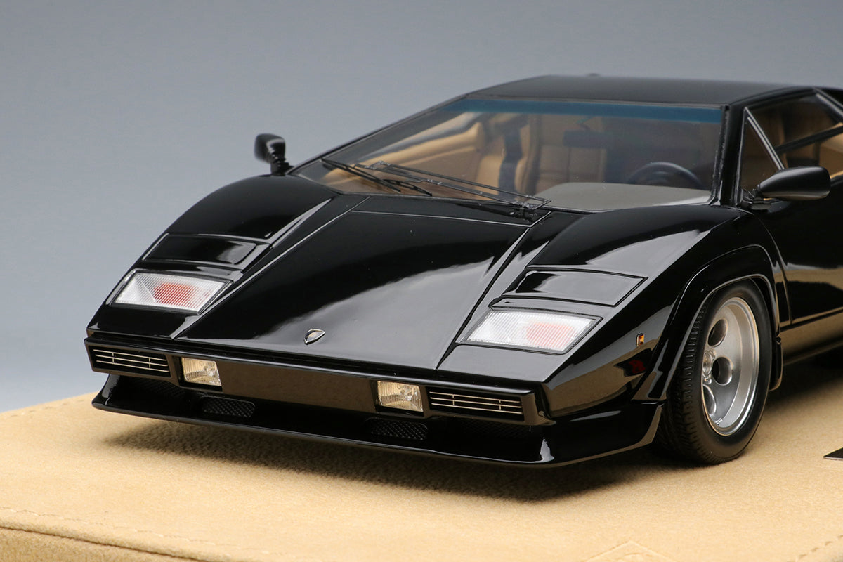 Lamborghini Countach LP5000QV 1985 - black - 1:18