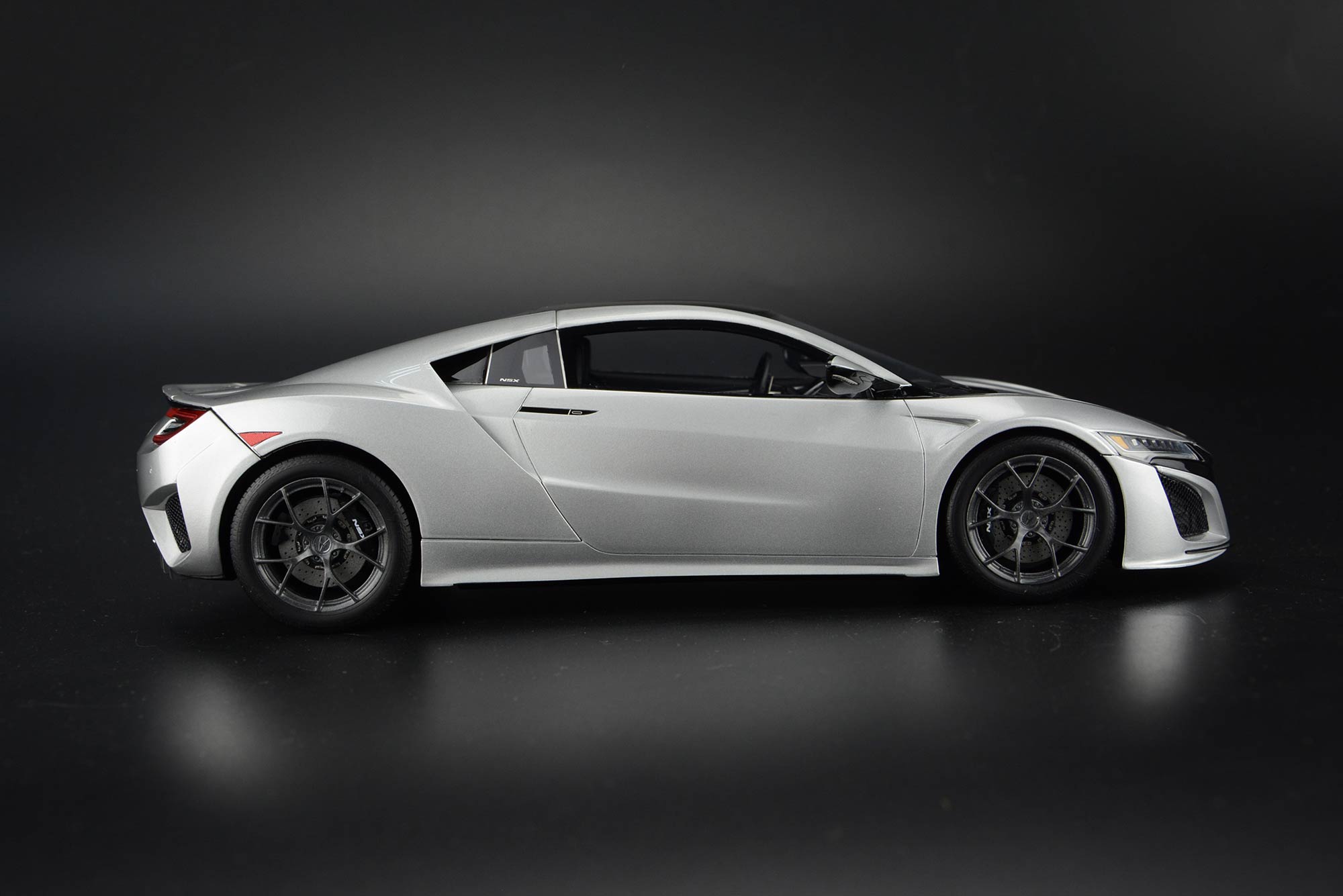 Frontiart AvanStyle 1:18 Acura NSX Silver AS005-01