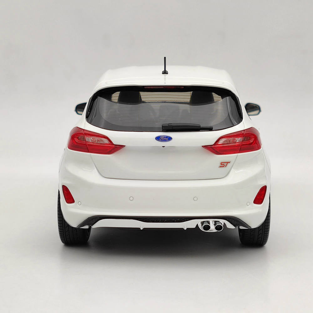 DNA Collectibles 1/18 Ford Fiesta ST 2020 DNA000142 Resin Model Limited White Toy Car