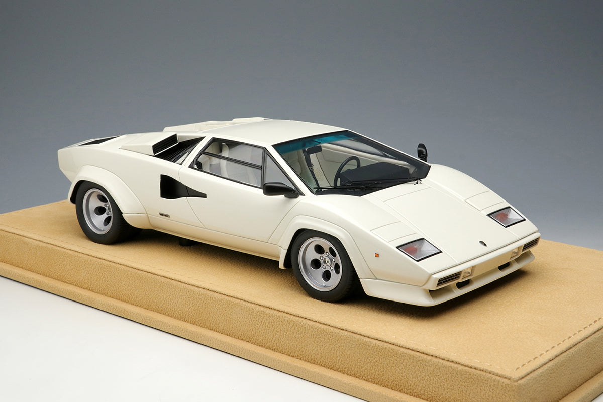 Lamborghini Countach LP5000S 1982 - white - 1:18