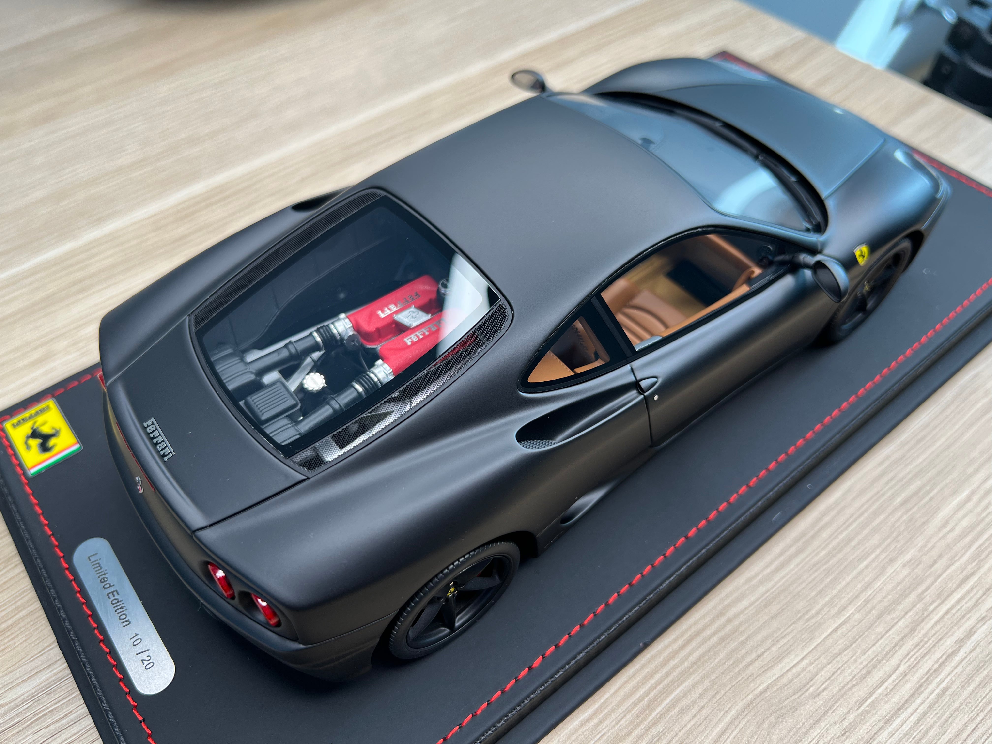 Ferrari 360 Modena - matte black edition - 1:18
