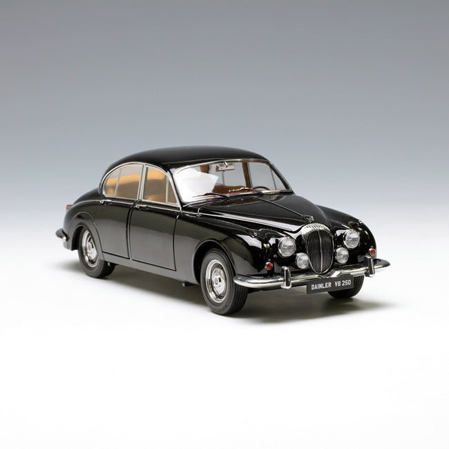 Paragon 1:18 1967 Jaguar MK2 Daimler V8 250 Black PA-98311