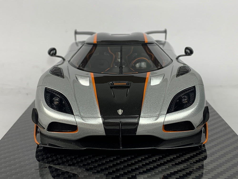 Koenigsegg Agera RS moon silver - 1:18