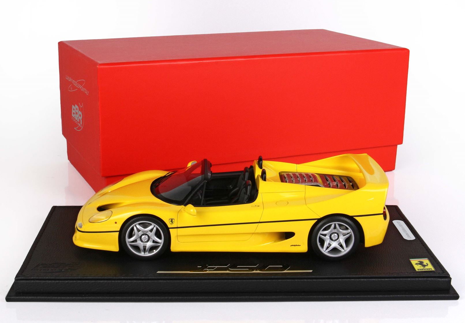 Ferrari F50 Spider - yellow - 1:18