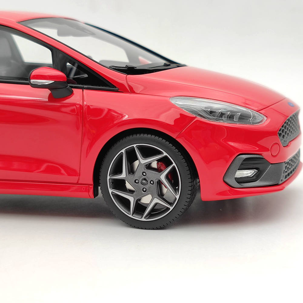 DNA Collectibles 1/18 Ford Fiesta ST 2020 DNA000093 Resin Model Car Limited Red Toy Gift