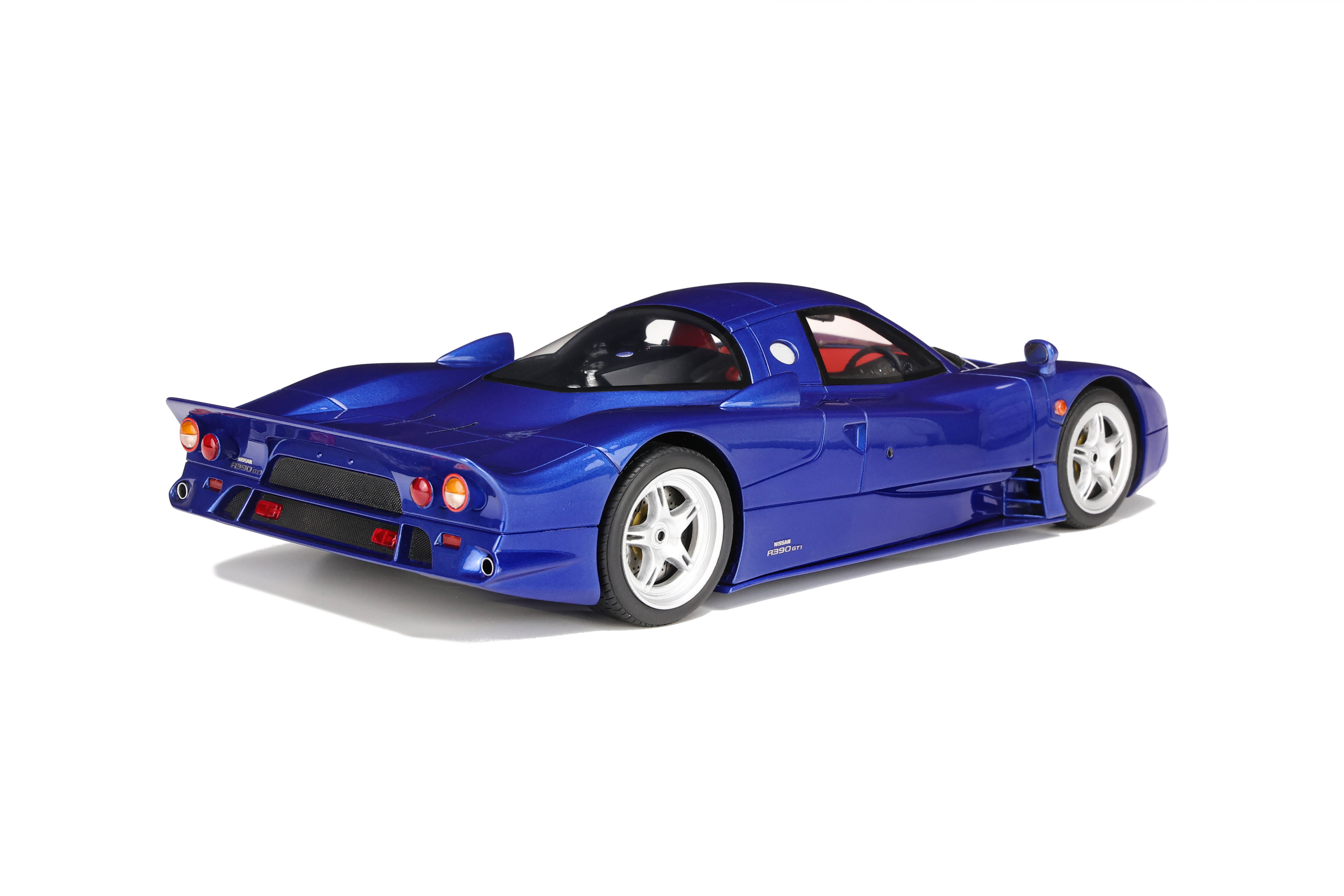 GT Spirit 1:18 Nissan R390 GT1 Road Car 1997 Blue GT403