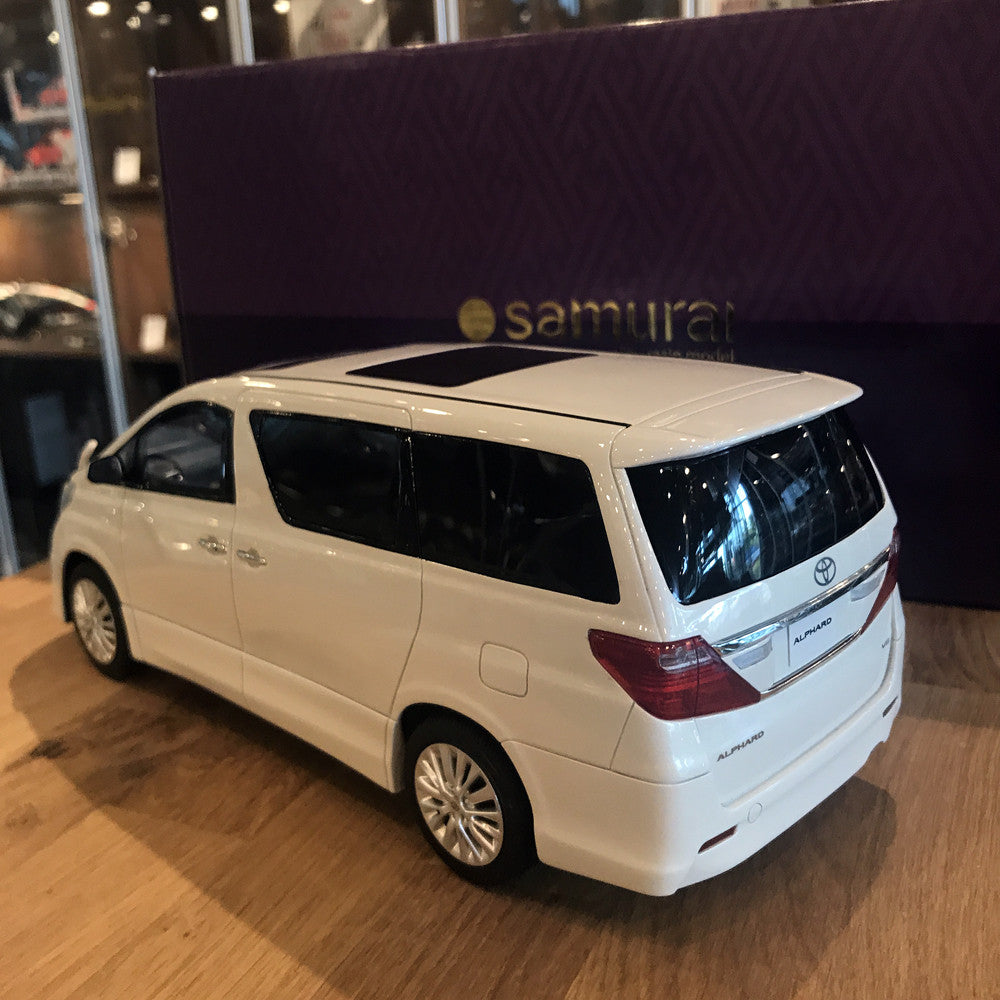 Kyosho 1/18 Toyota Alphard 350S C Package Z20 White KSR18013W