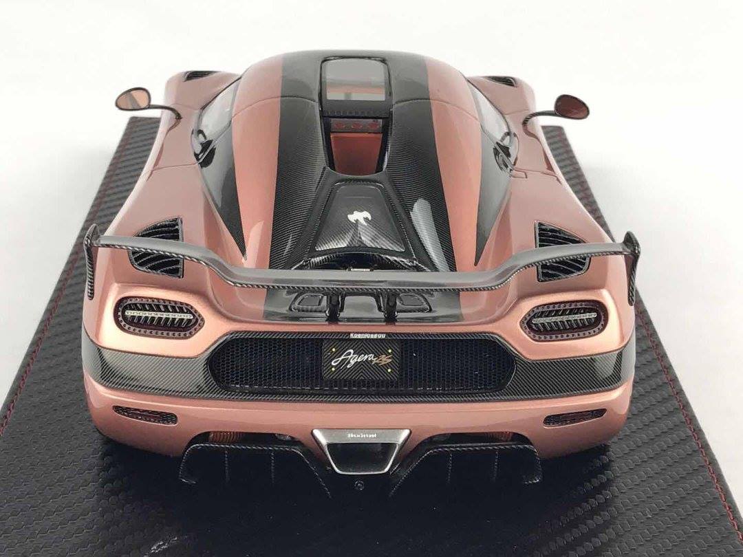Frontiart 1:18 Koenigsegg Agera S Gold/carbon F050-111
