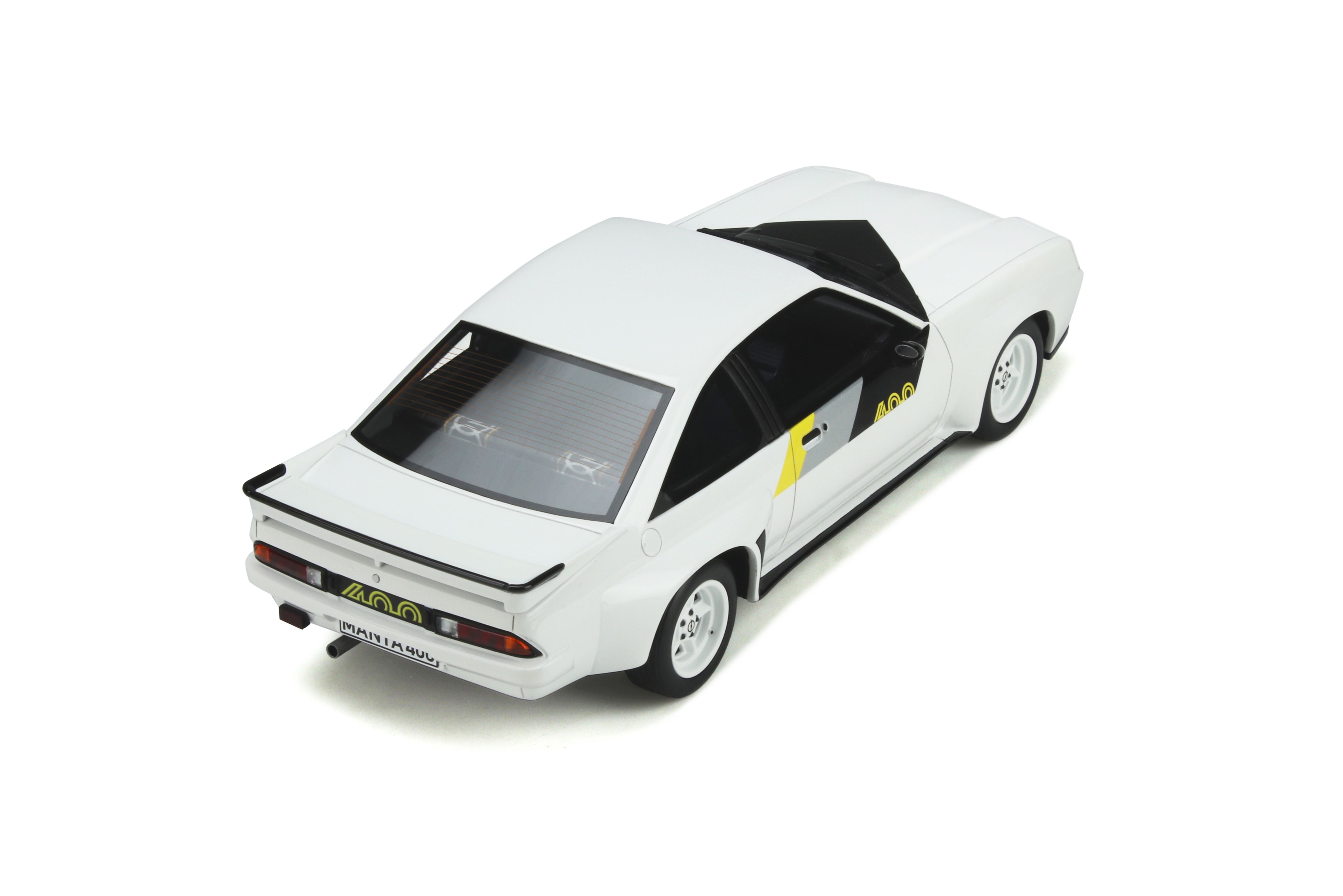 OTTO 1:18 1982 Opel Manta B 400 White OT921