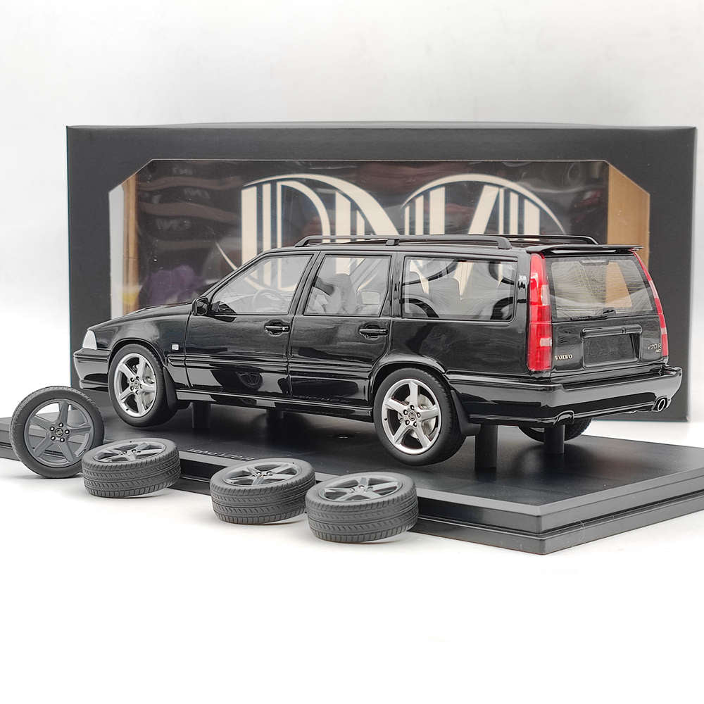 DNA Collectibles 1/18 VOLVO V70 R P80 1998 DNA000232 Resin   Model Car Limited Black Gift
