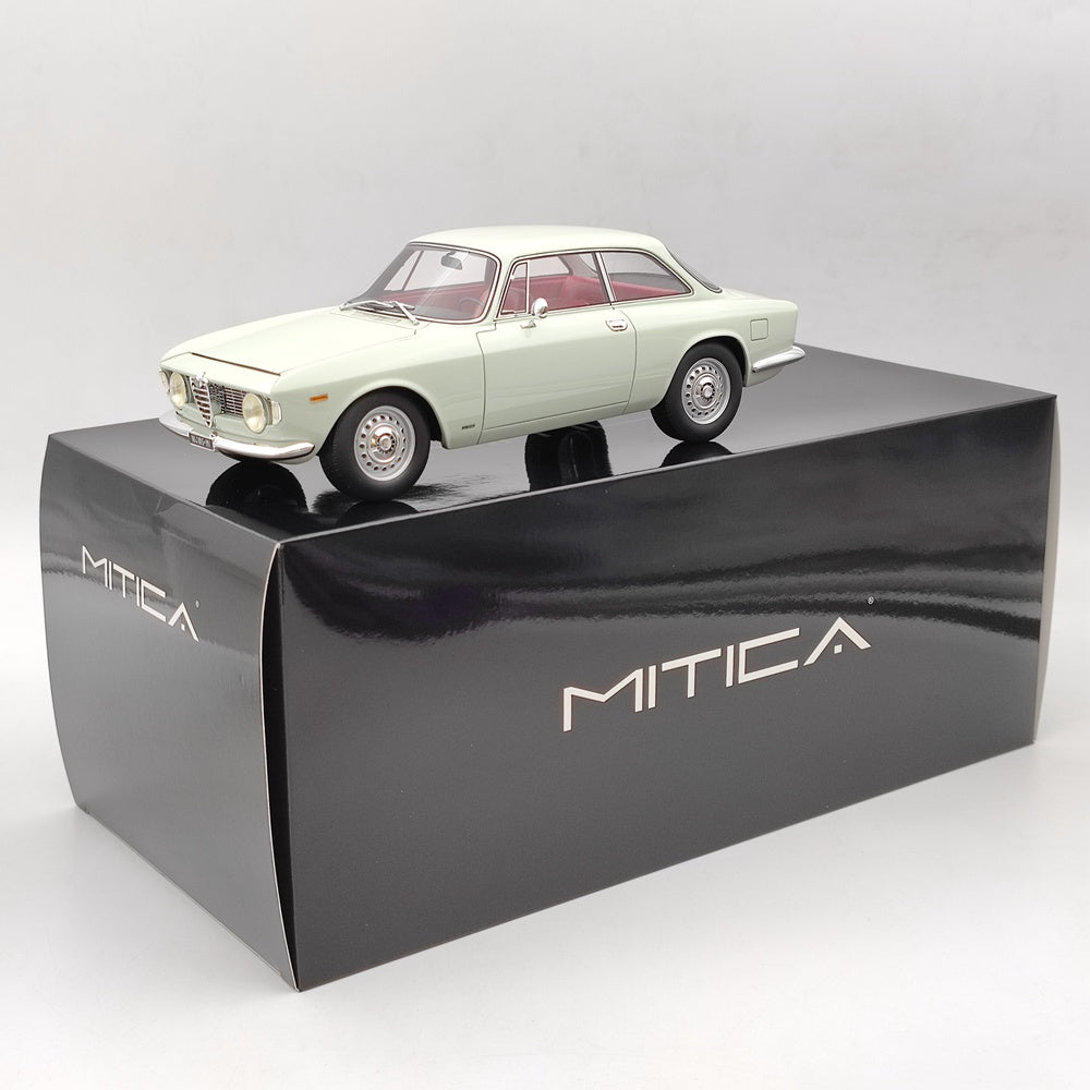 MITICA 1/18 Alfa Romeo Giulia 1600 Sprint GT 1963 MITICA100010 Azzurro Spaziov Resin Model Car Gift