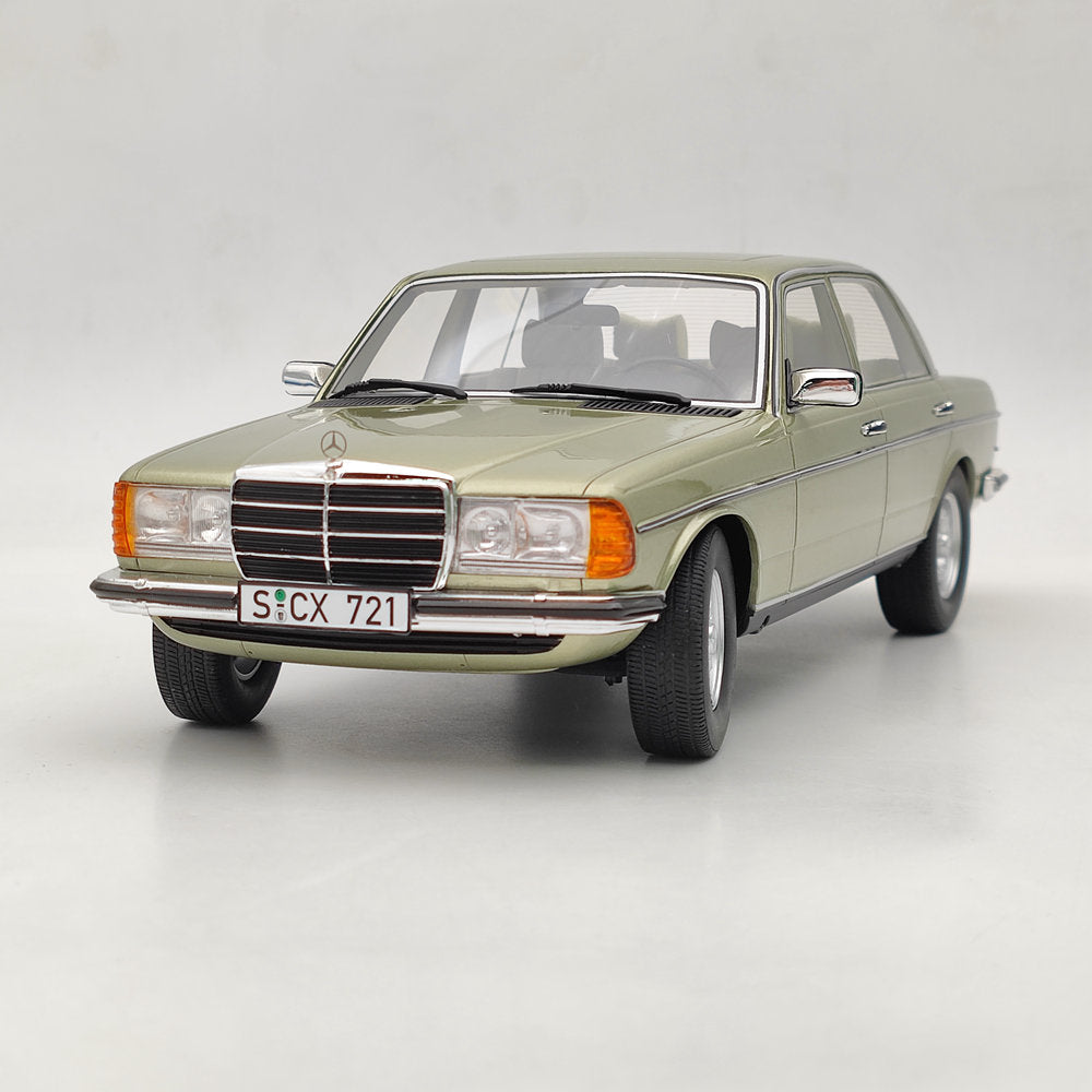 CULT 1:18 Mercedes-Benz 280E W123 1976 CML072-1 Resin Model Car Limited Green Toys Gift