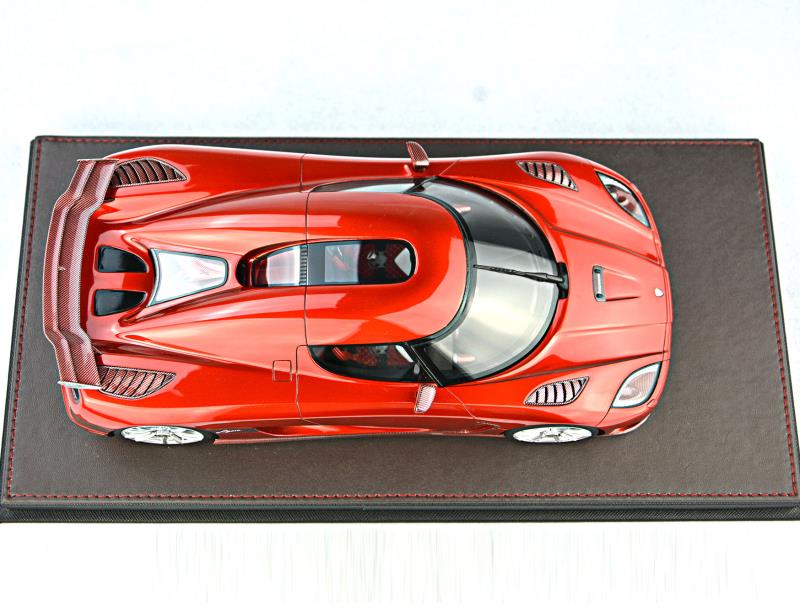 Frontiart 1:18 Koenigsegg Agera R Candy Apple Red F051-77