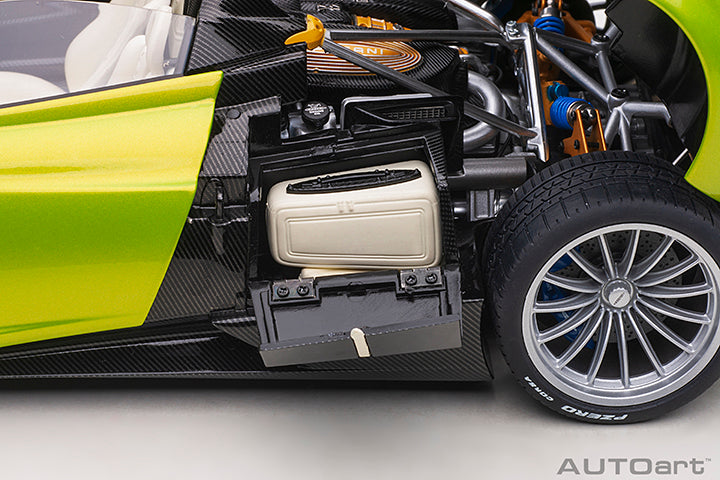 PAGANI HUAYRA ROADSTER (VERDE FIRENZE)