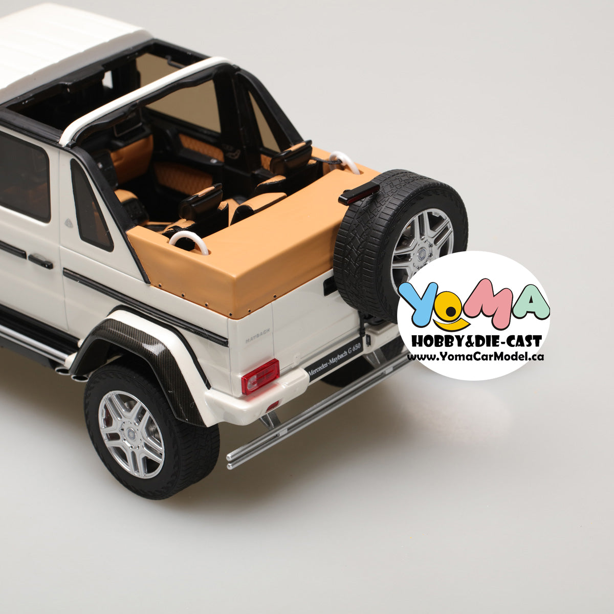 GT Spirit 1:18 Mercedes Benz Maybach G650 Landaulet White KJ022