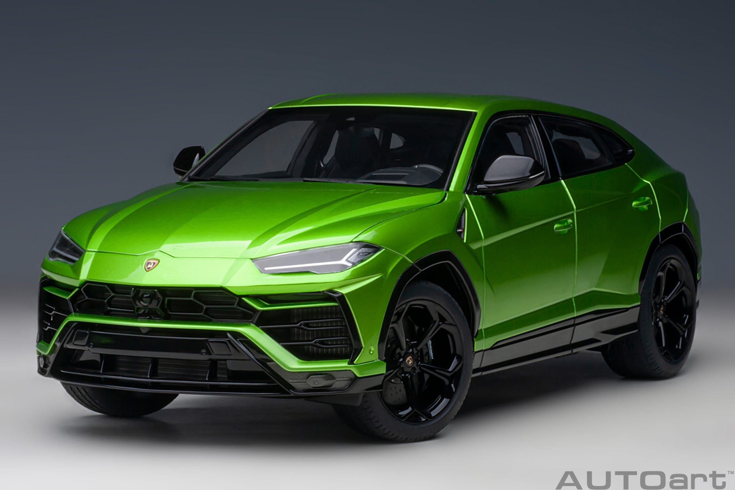 AUTOart 1:18 Lamborghini Urus (Verde Selvans) 79169
