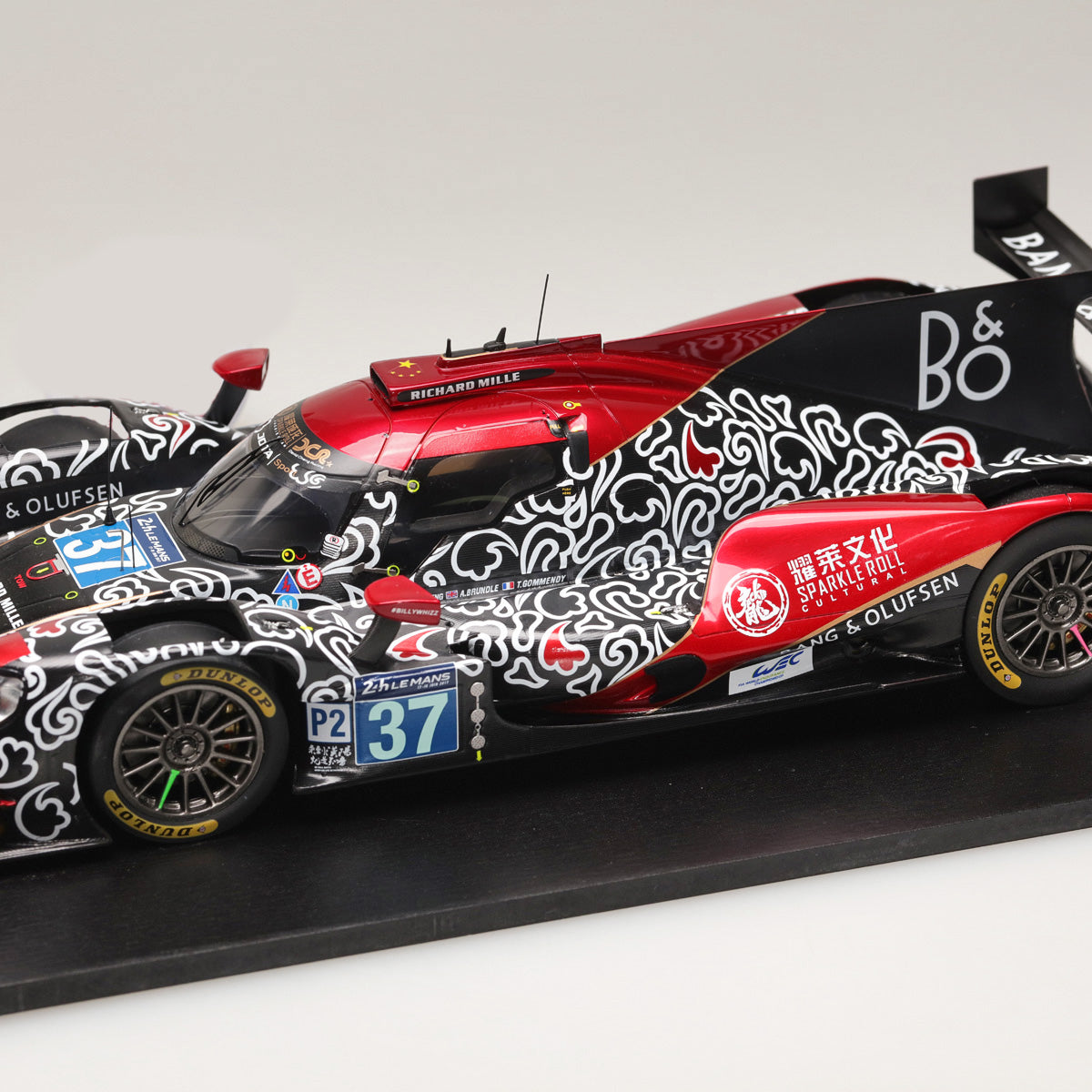 Spark 1:18 Oreca 07 Gibson #37 Jackie Chan DC Racing 3rd Le Mans 2017 18S336