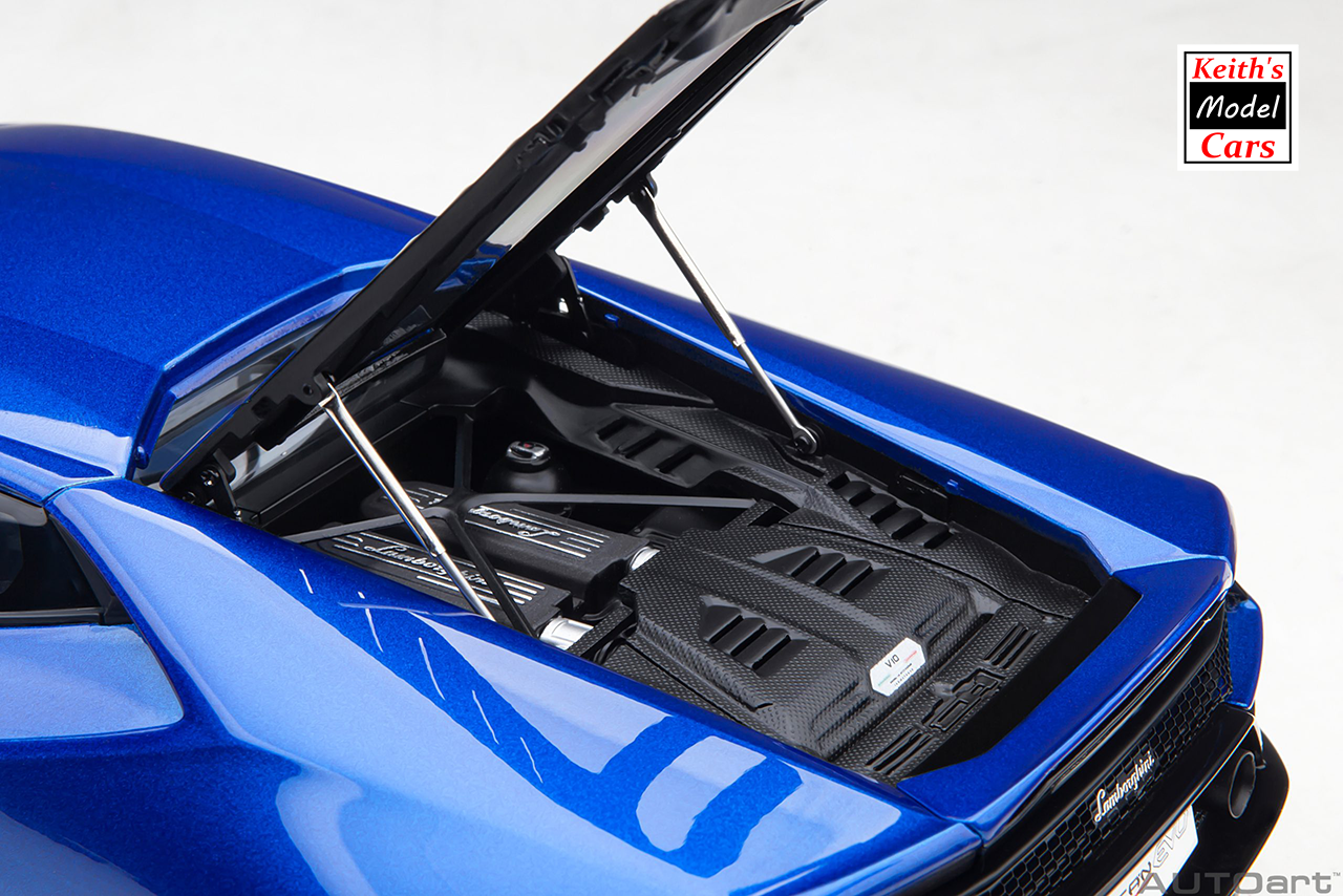 [1/18 Scale] Lamborghini Huracán Evo in Blu Nethuns by AUTOart Models