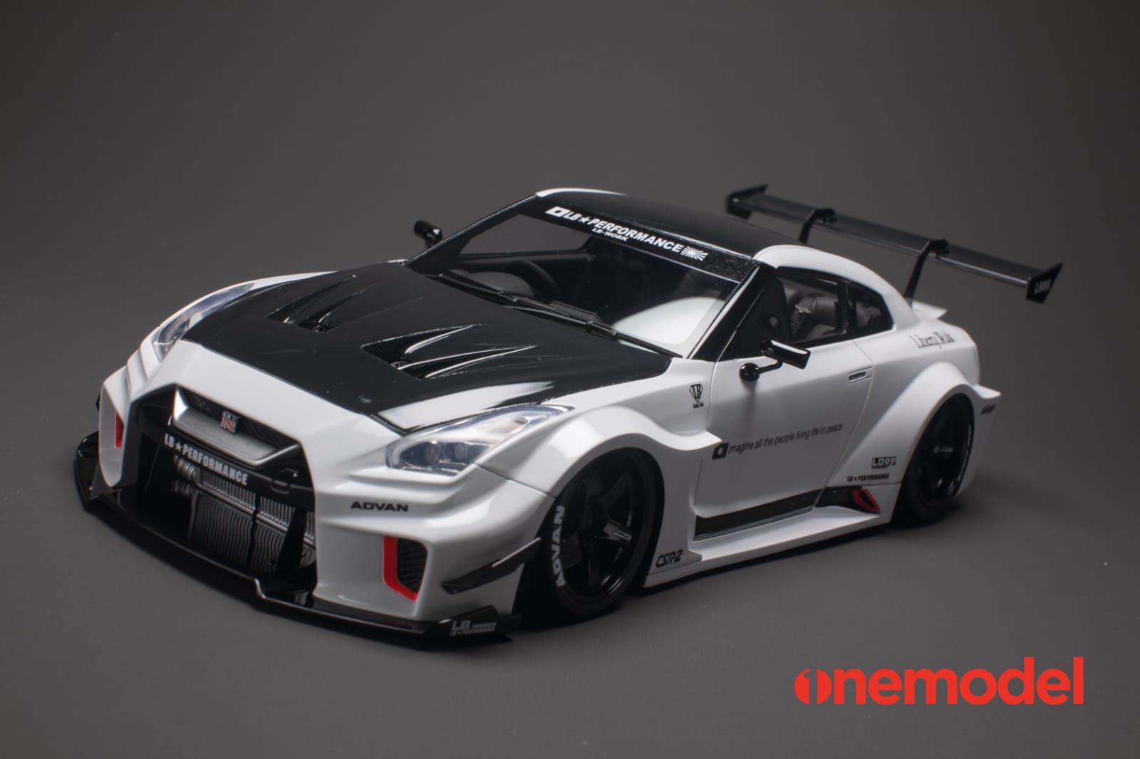 One Model 1:18 Nissan 35GT-RR LBWK Silhouette Works with Carbon Bonnet