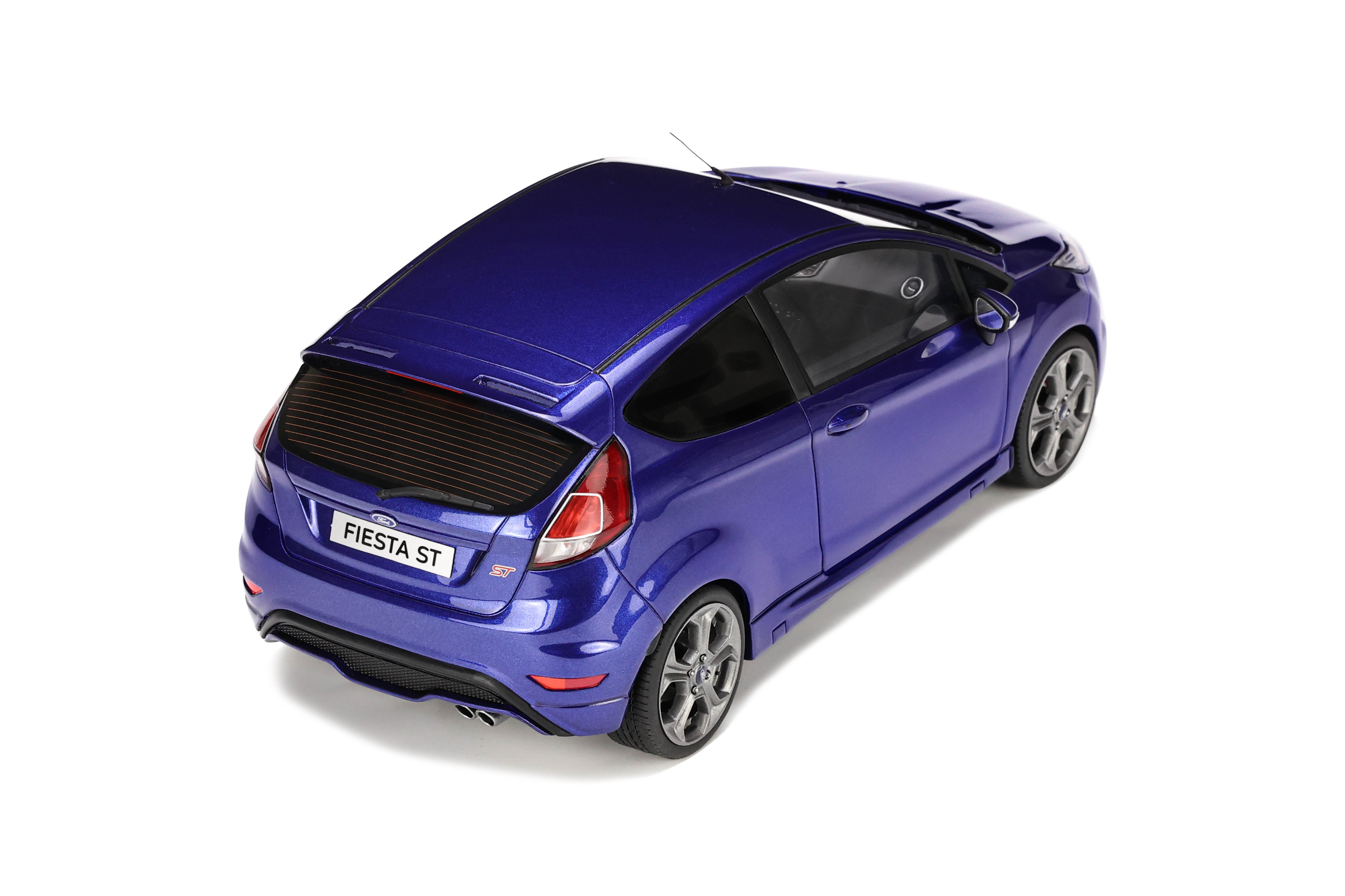 OTTO 1:18 Ford Fiesta MK7 ST 2016 OT403