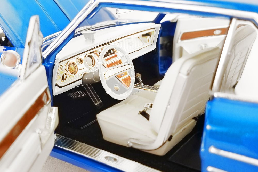1964 Buick Riviera Cruiser Southern Kings Customs1/18 scale Diecast Model