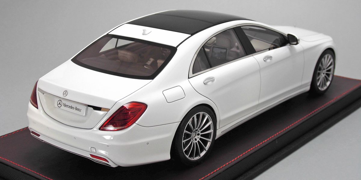 Frontiart 1:18 Mercedes-Benz S-Class (V222) White F044-02