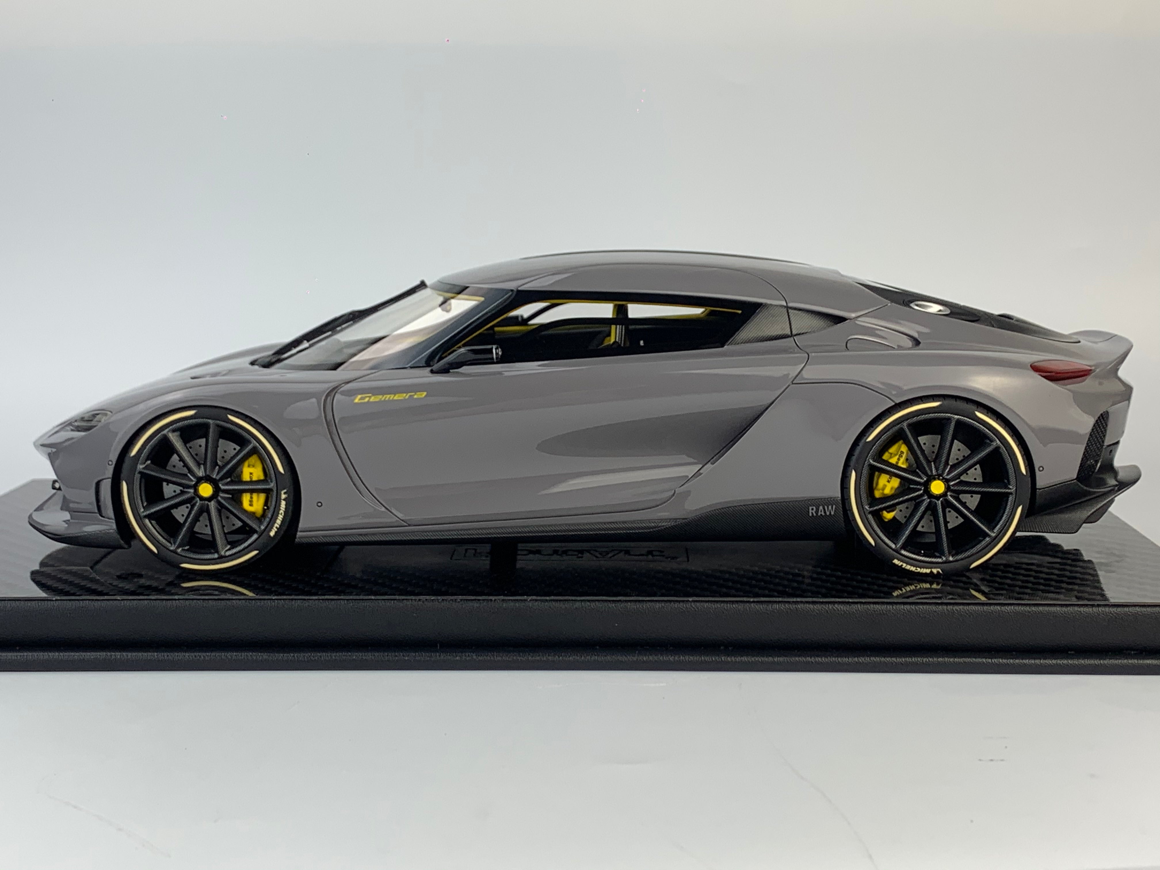 Frontiart 1:18 Koenigsegg Gemera Iron grey F075-154