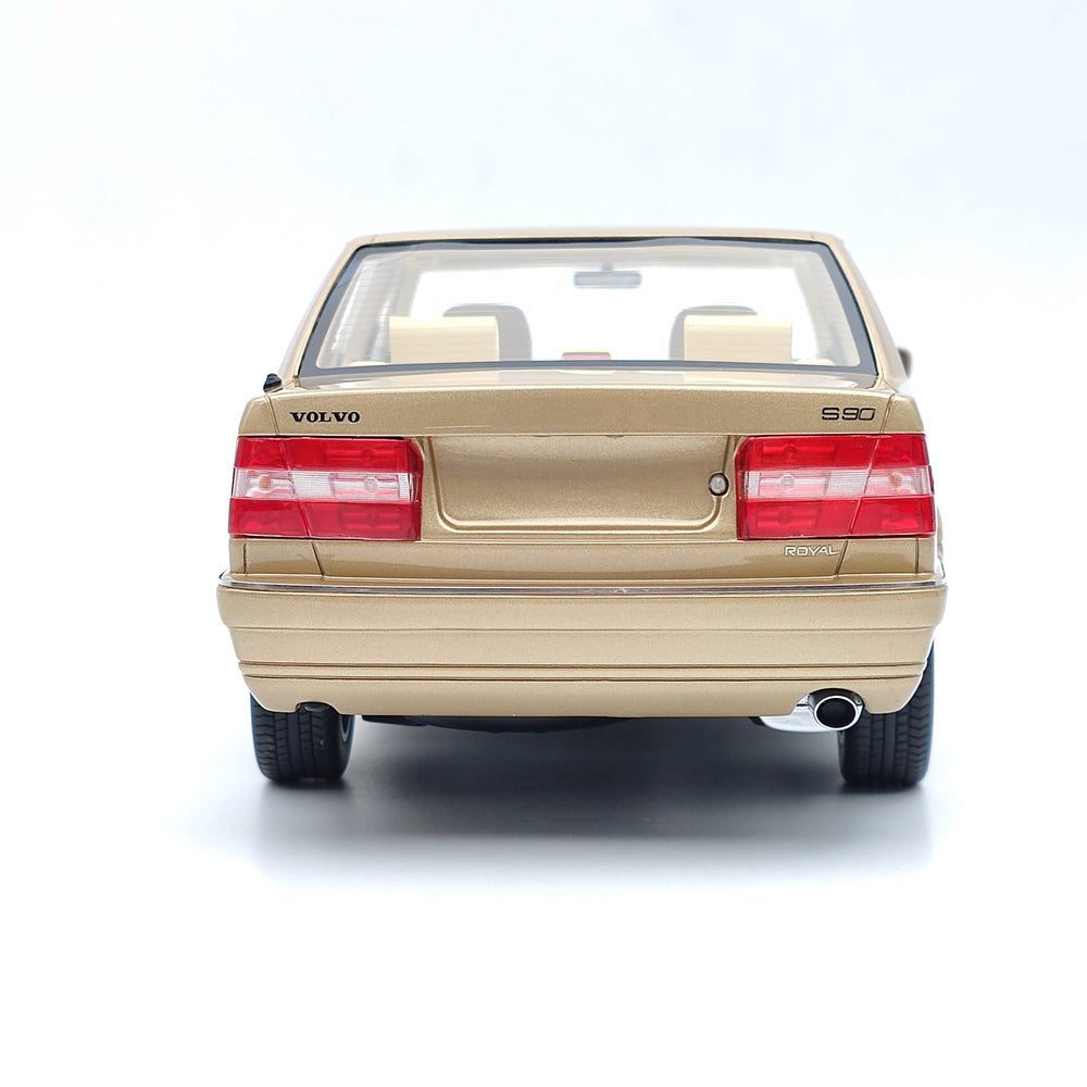 DNA Collectibles 1/18 Volvo S90 Royal Level 3 1998 DNA000152 Resin Model Gold Toy Car Gift