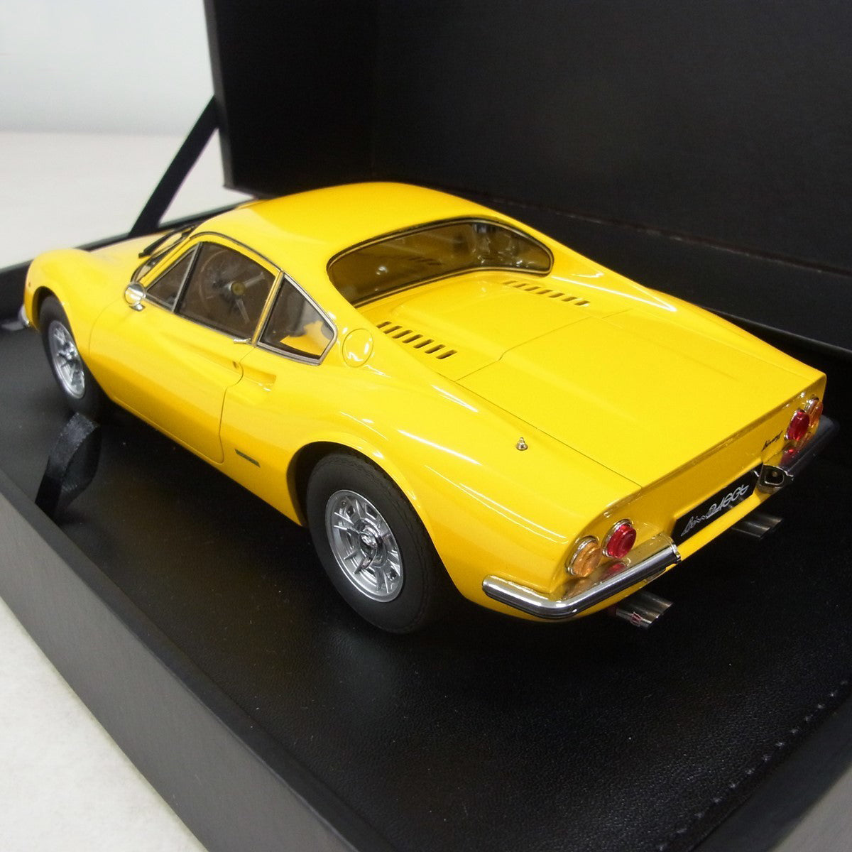 Kyosho 1:18 Ferrari Dino 246 GT Type L Yellow PMK1804Y