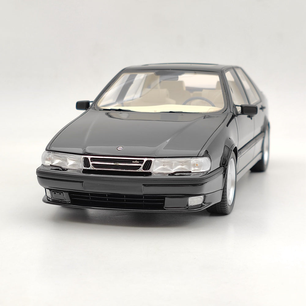 DNA Collectibles 1/18 Saab 9000 Aero CS 1985 DNA000140 Resin Model Limited Black Toy Car Gift