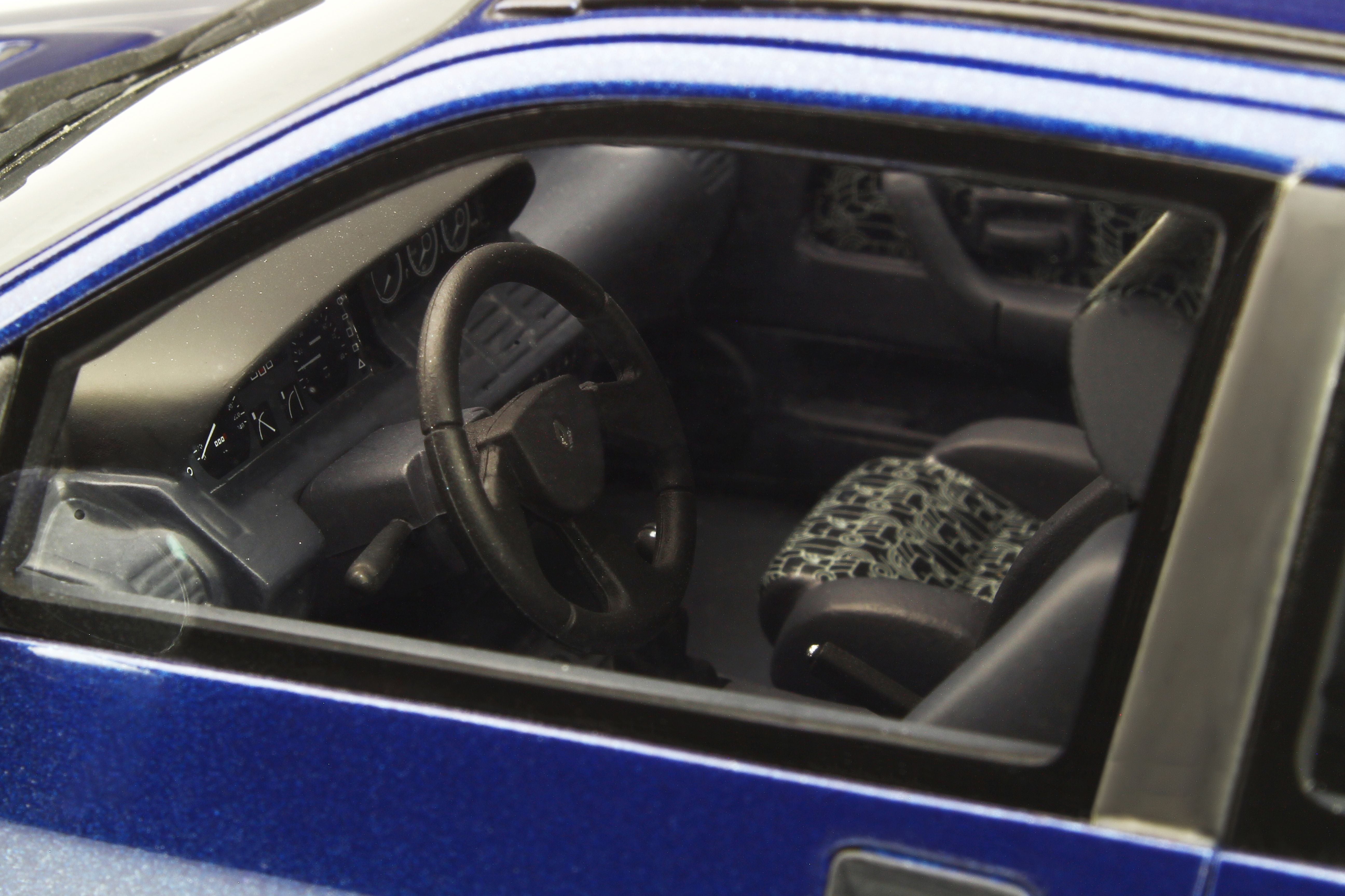 OTTO 1/18 Renault Clio 16v Ph.2 1995 Monaco Blue OT744