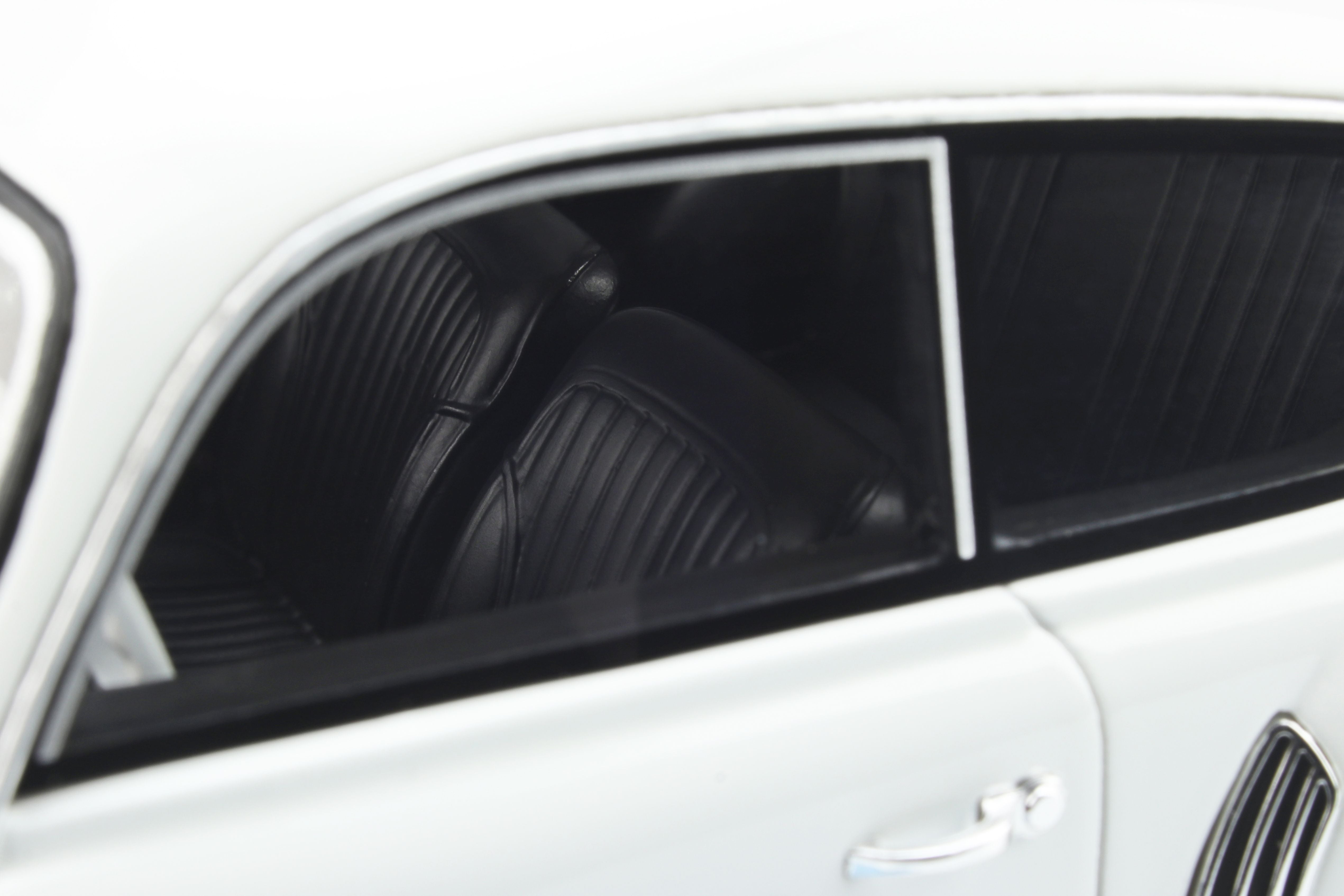 OTTO 1:18 1960 Alpine A106 #166 Rallye Monte-Carlo OT543