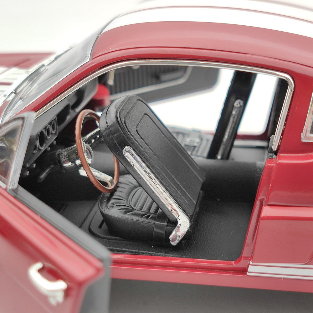 Cobra 1:18 1966 Ford Mustang Shelby GT 350 DC35003 Red Diecast Collectibles Used