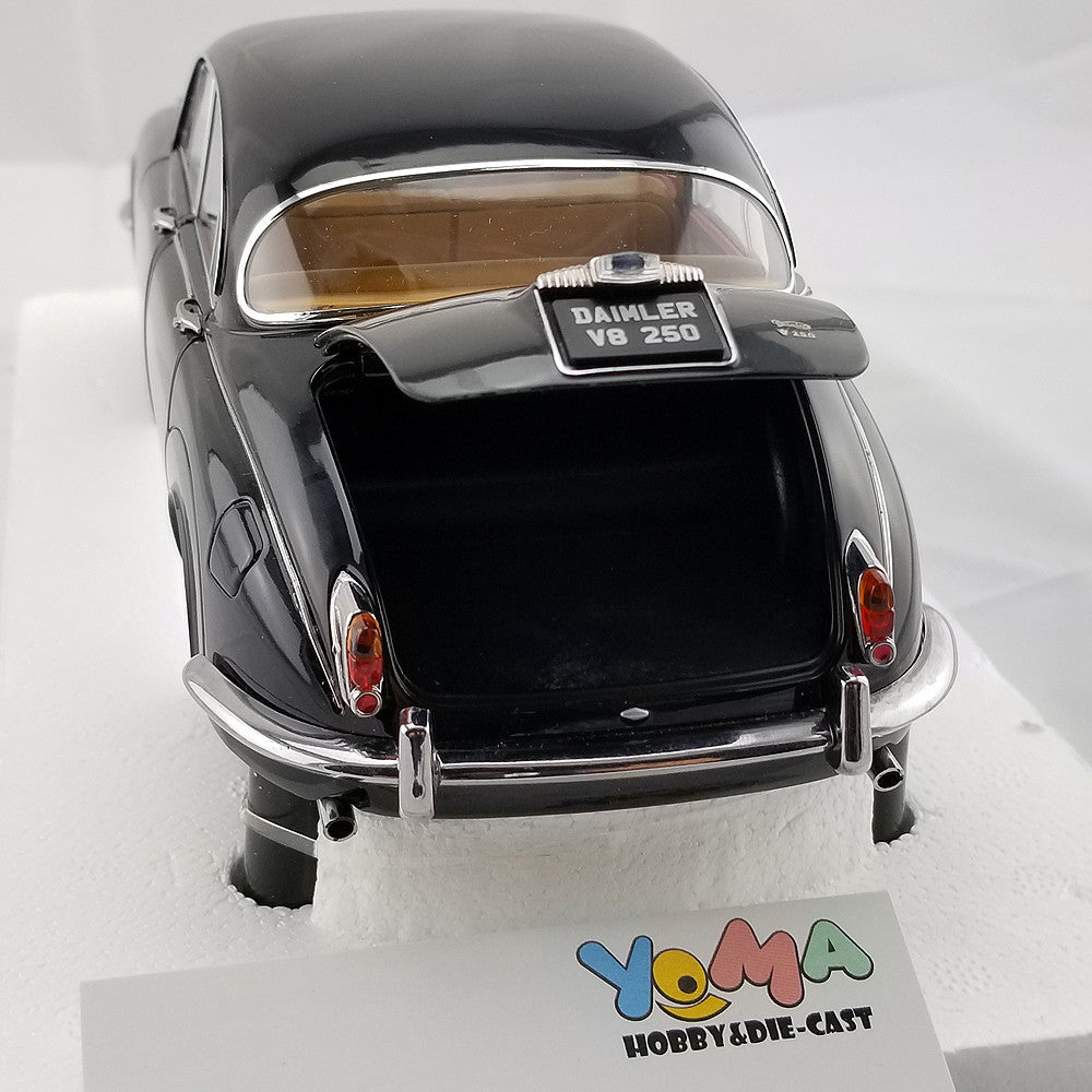 Paragon 1:18 1967 Jaguar MK2 Daimler V8 250 Black PA-98311