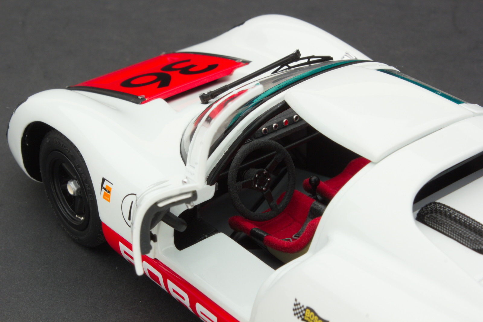 EXOTO 1:18 1967 Porsche 910 #36 Sebring Winner MTB00066B