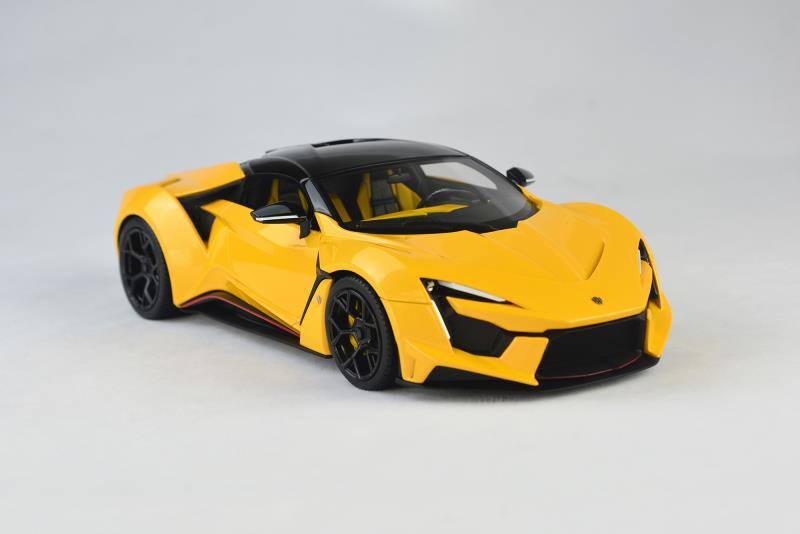 Frontiart SophiArt 1:18 W Motors Fenyr Supersport after Lykan Yellow SA003-68