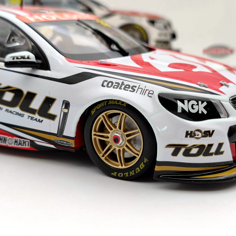 Classic 1/18 James Courtney's 2013 Toll  Holden VF Commodore #22 NO.18535 Diecast Models Car Limited Collection Toys Gift