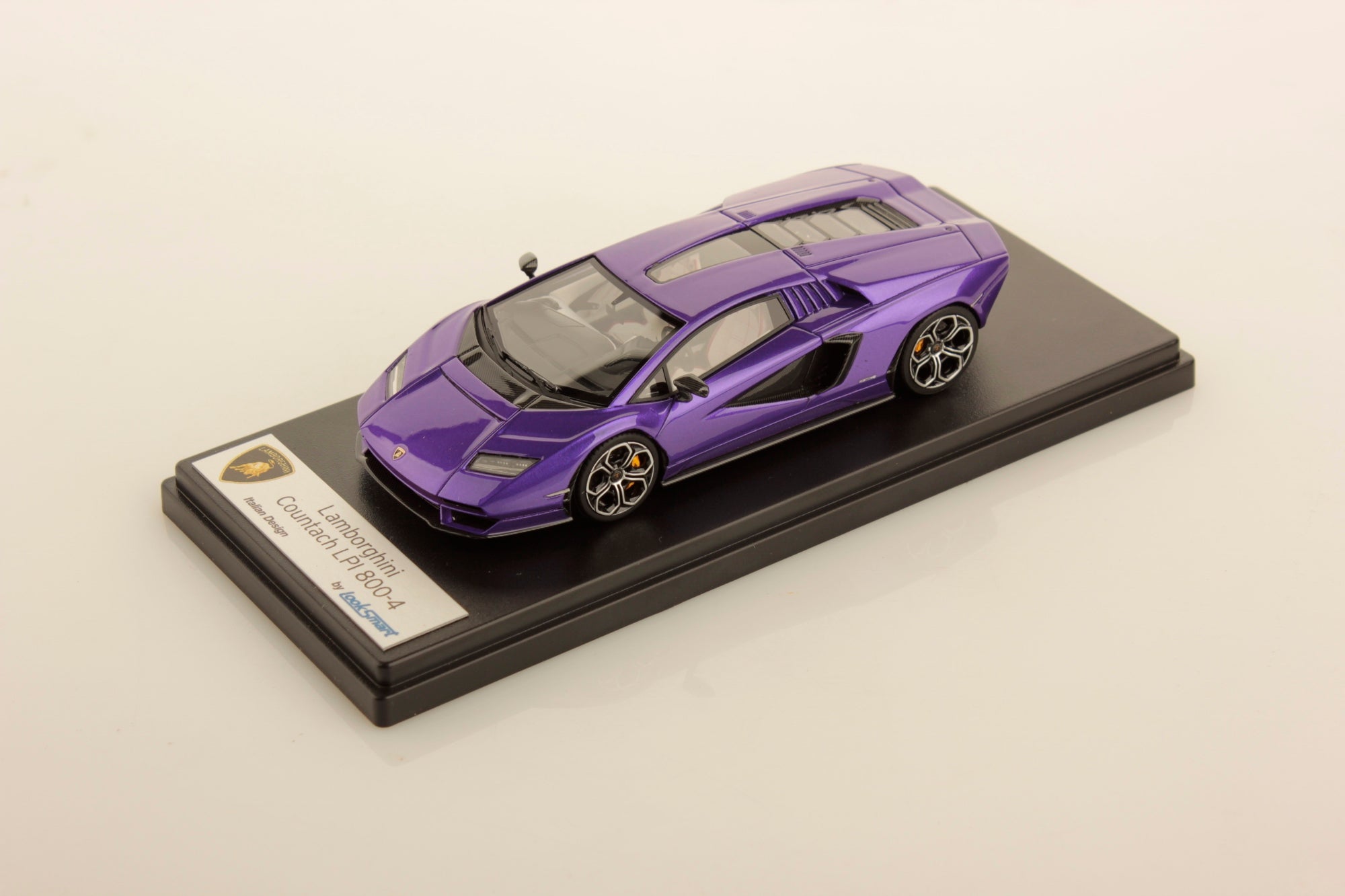 Lamborghini Countach LPI 800-4 - Viola Pasifae - 1:43