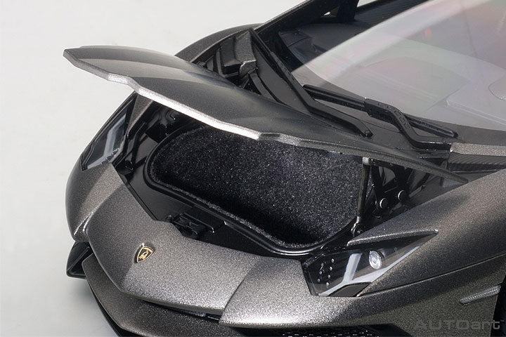 LAMBORGHINI AVENTADOR LP750-4 SV (GRIGIO TITANS/MATT GREY)